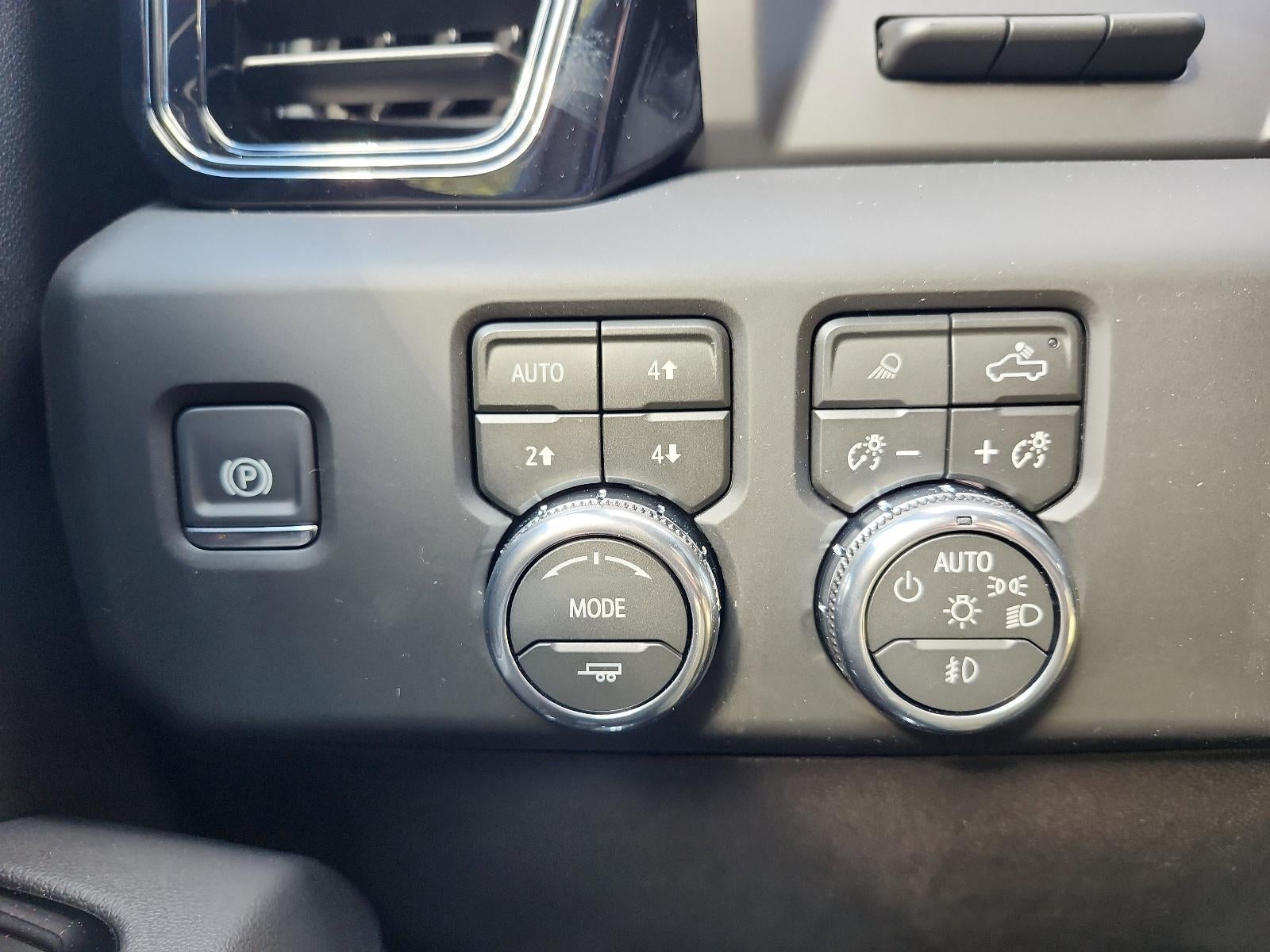 2026 GMC Sierra 2500 HD Crew Cab Standard Box 4-Wheel Drive AT4