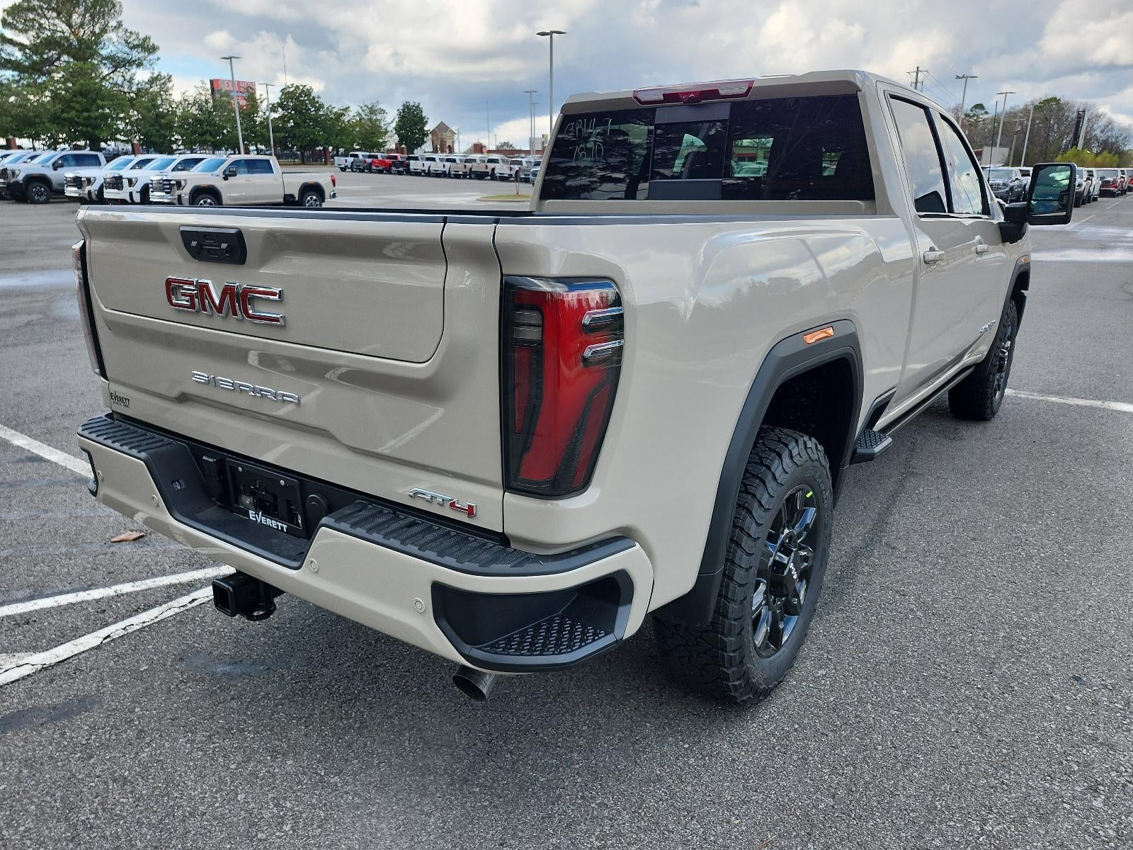 2026 GMC Sierra 2500 HD Crew Cab Standard Box 4-Wheel Drive AT4