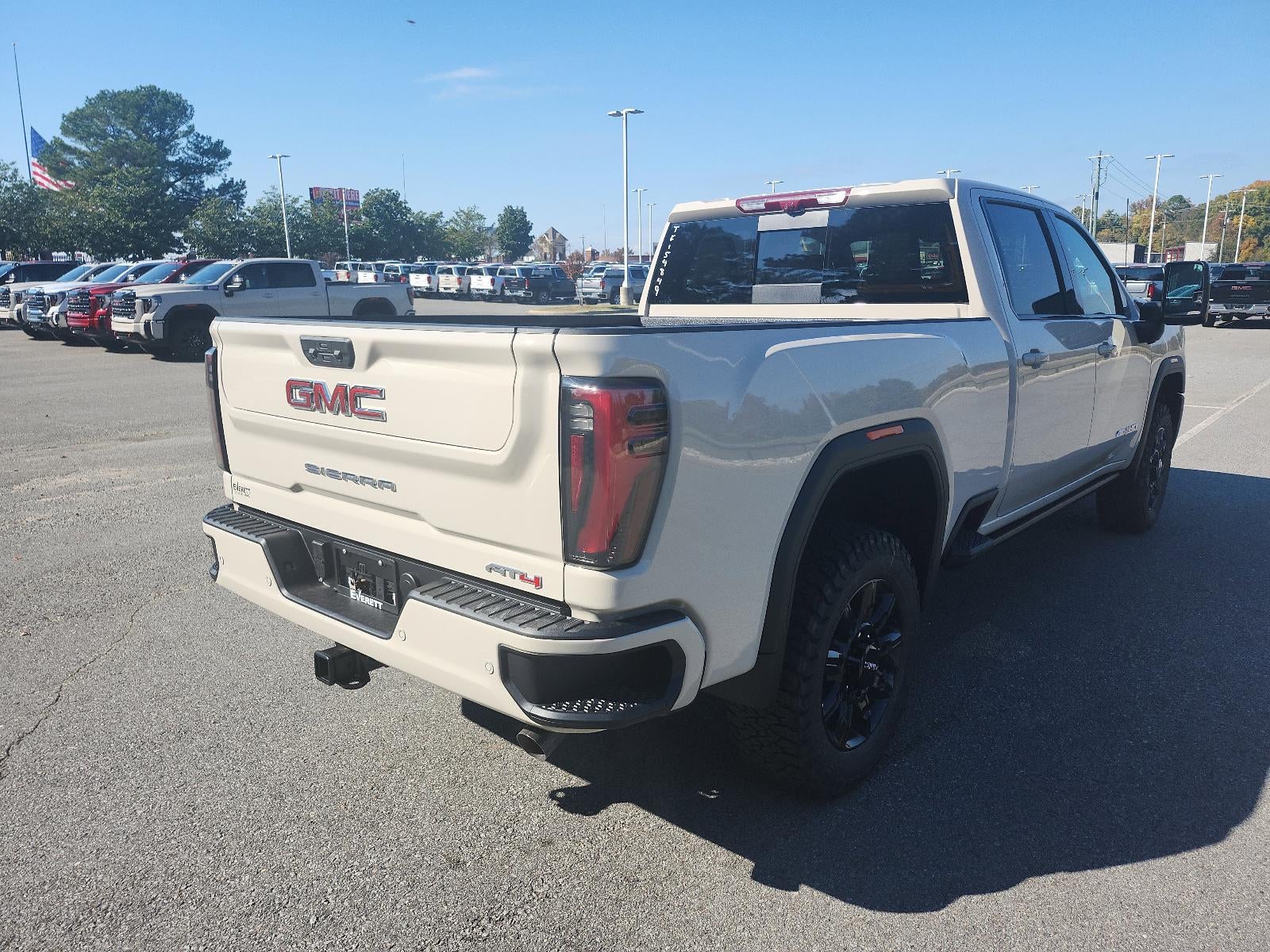 2026 GMC Sierra 2500 HD Crew Cab Standard Box 4-Wheel Drive AT4