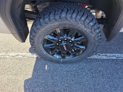 2026 GMC Sierra 2500 HD Crew Cab Standard Box 4-Wheel Drive AT4