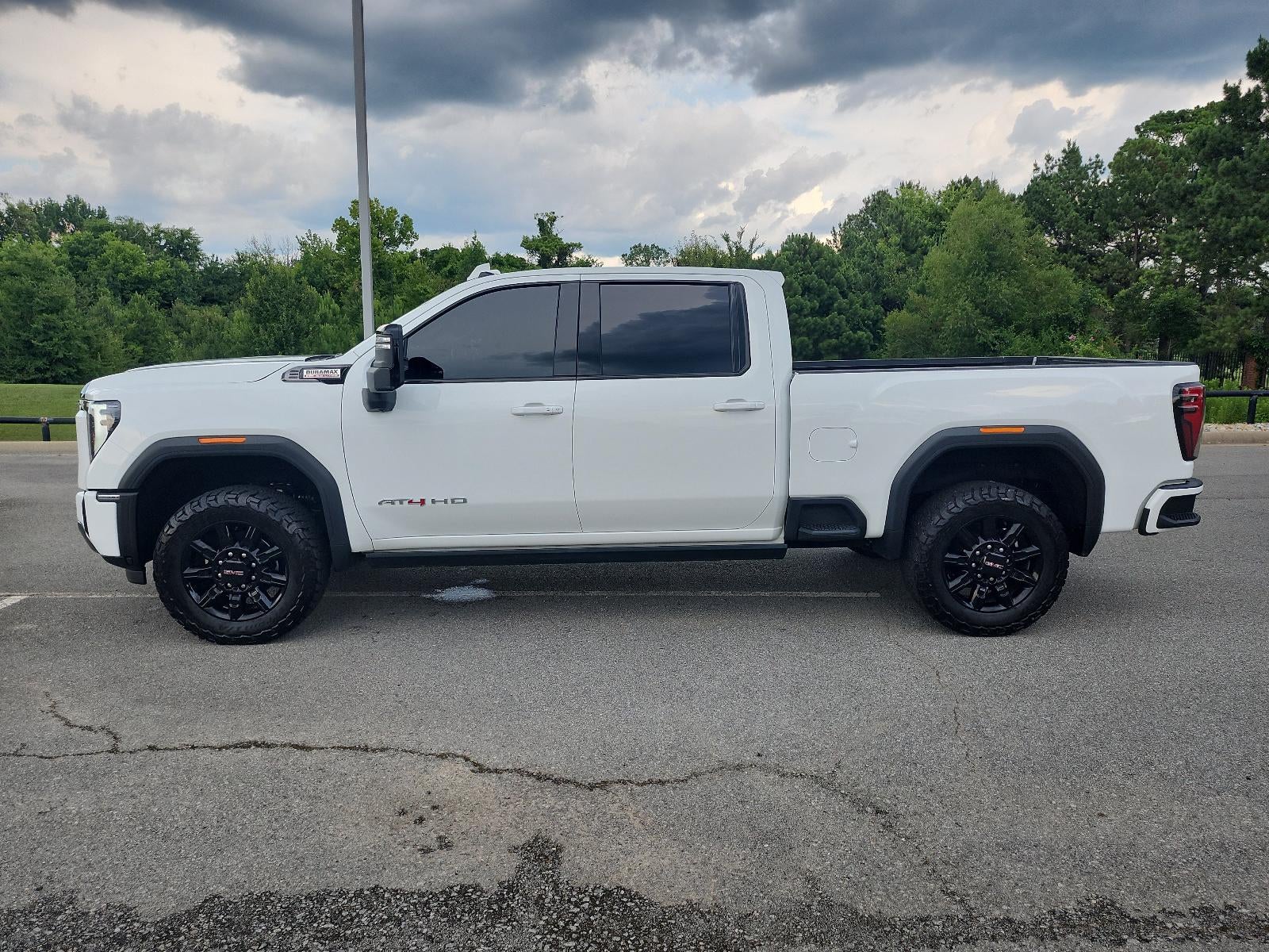 2025 GMC Sierra 2500 HD AT4