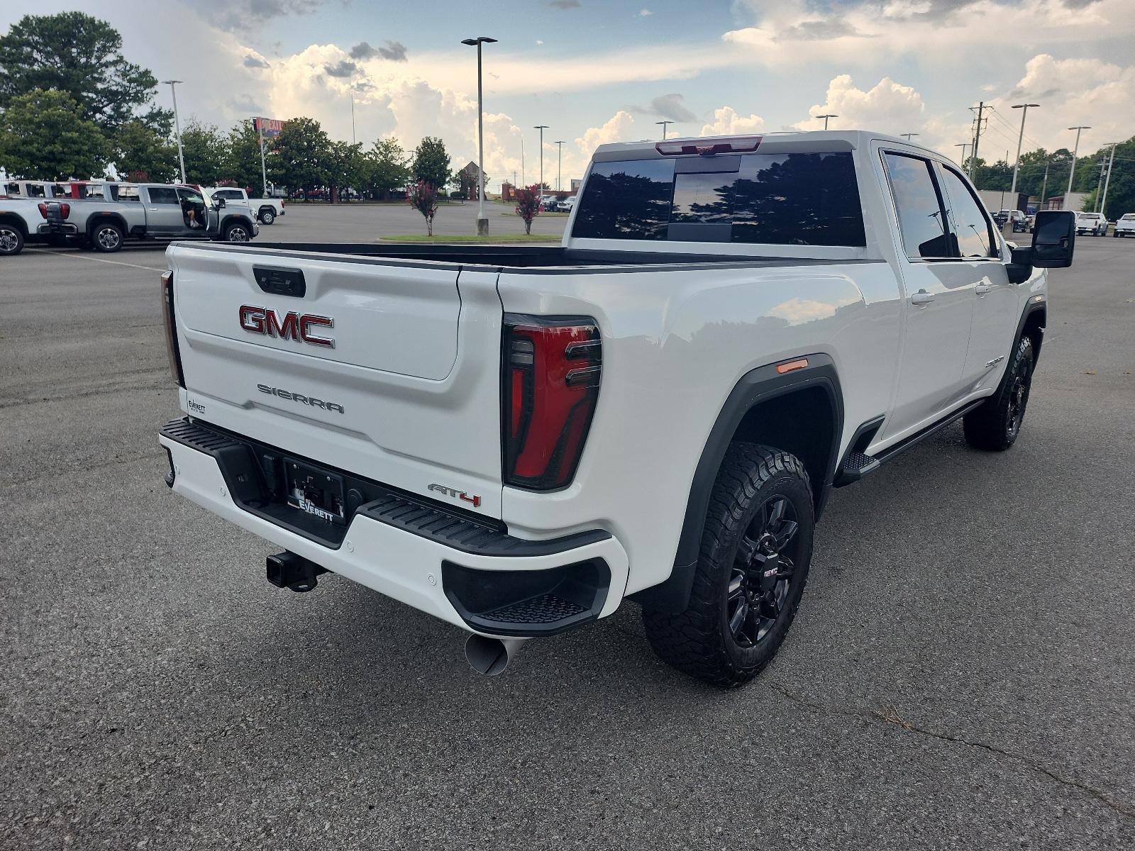 2025 GMC Sierra 2500 HD AT4