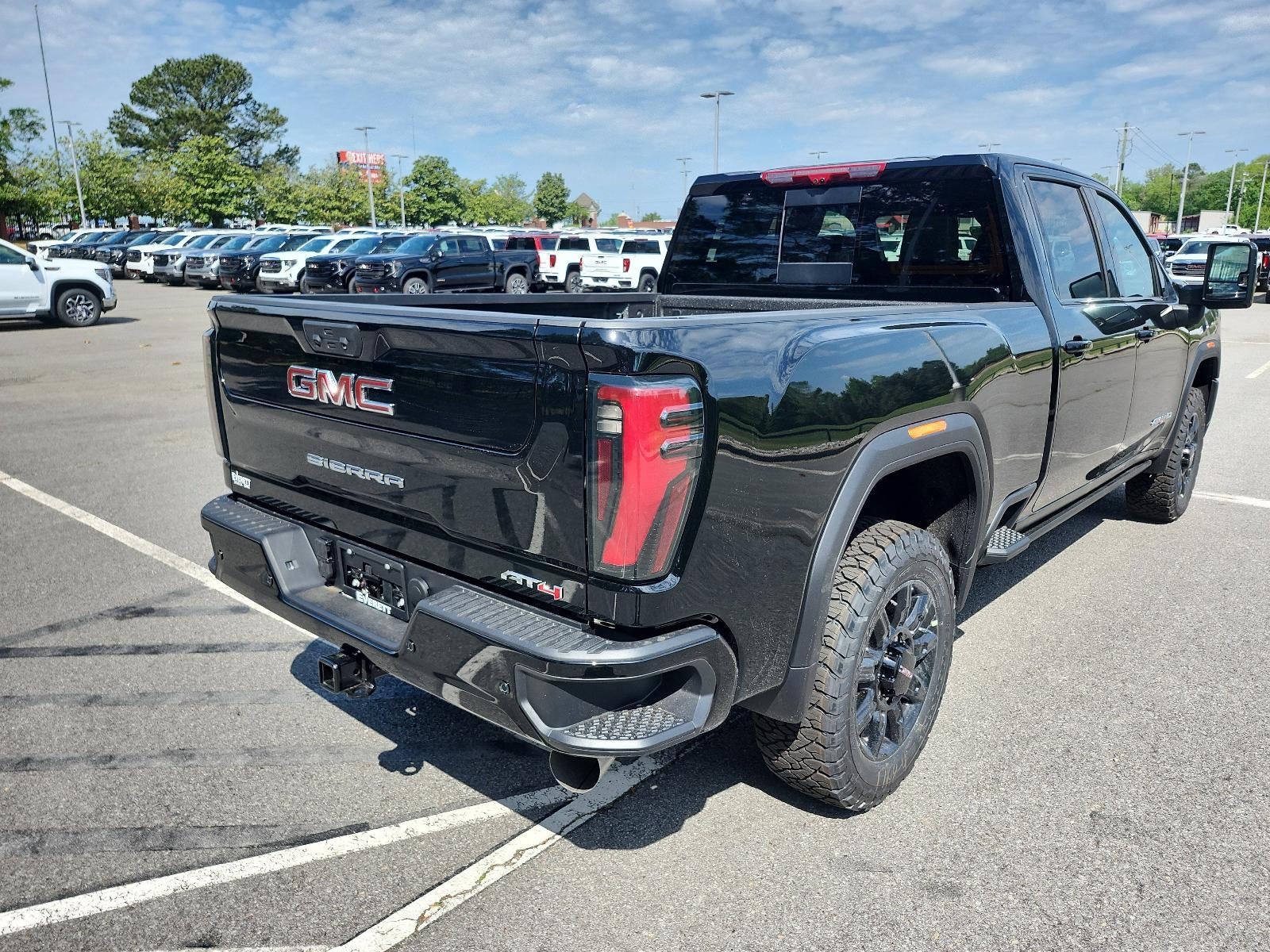 2026 GMC Sierra 2500 HD Crew Cab Standard Box 4-Wheel Drive AT4