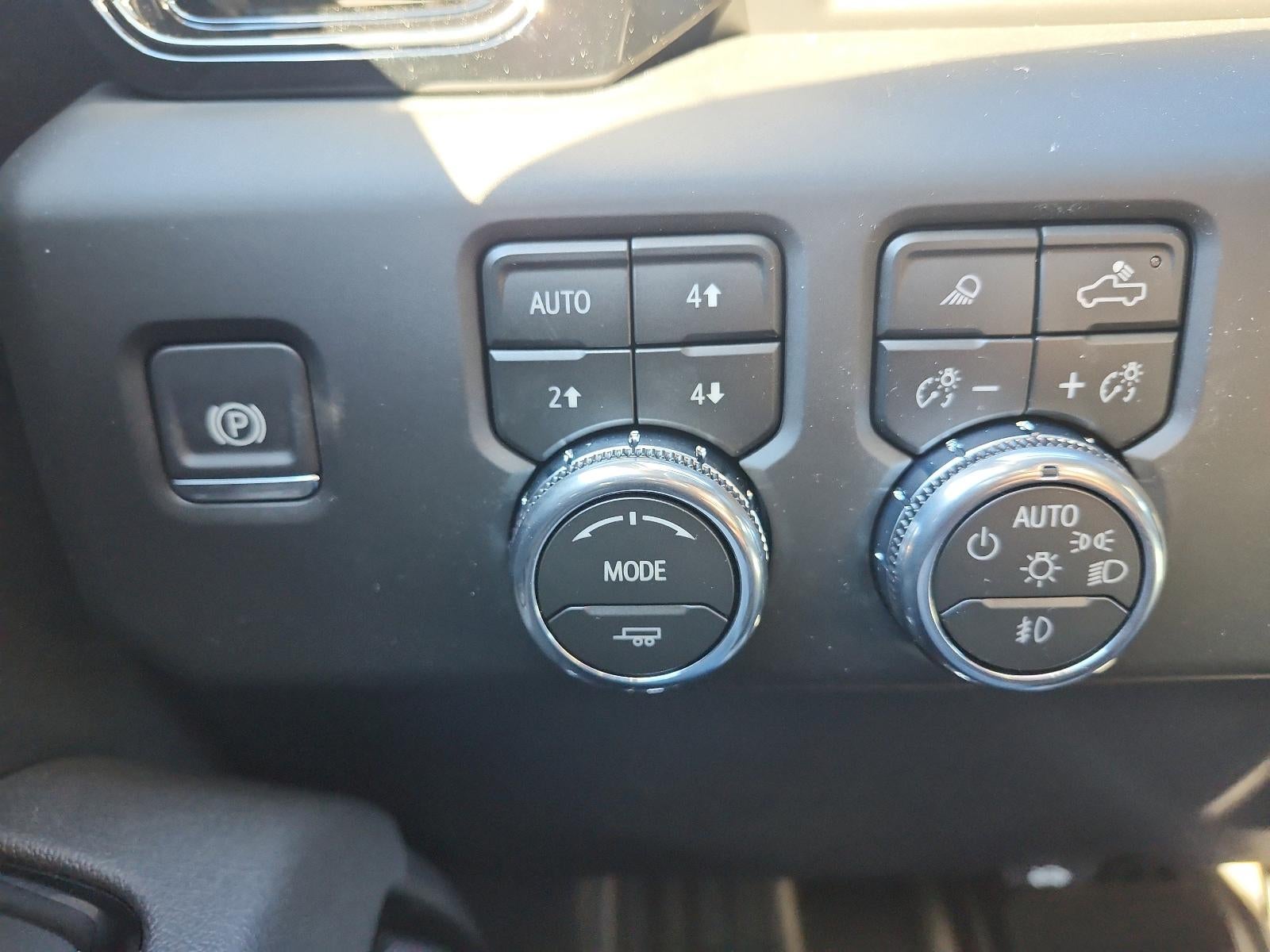 2026 GMC Sierra 2500 HD Crew Cab Standard Box 4-Wheel Drive AT4