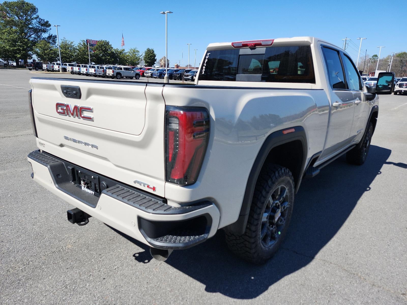 2026 GMC Sierra 2500 HD Crew Cab Standard Box 4-Wheel Drive AT4