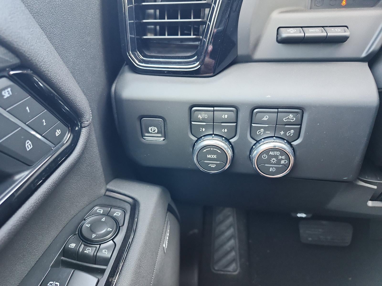 2026 GMC Sierra 2500 HD Crew Cab Standard Box 4-Wheel Drive AT4