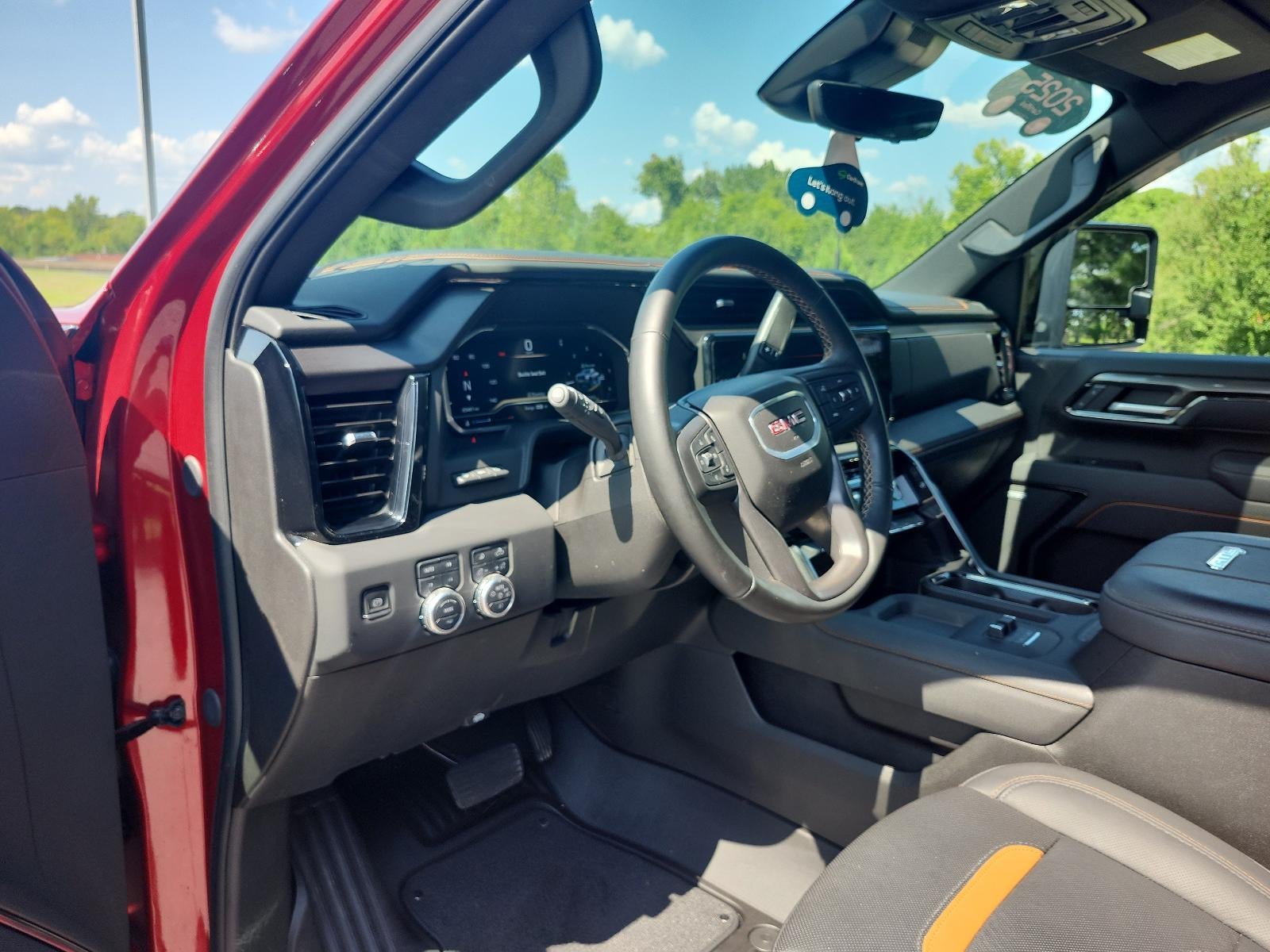 2025 GMC Sierra 2500 HD AT4