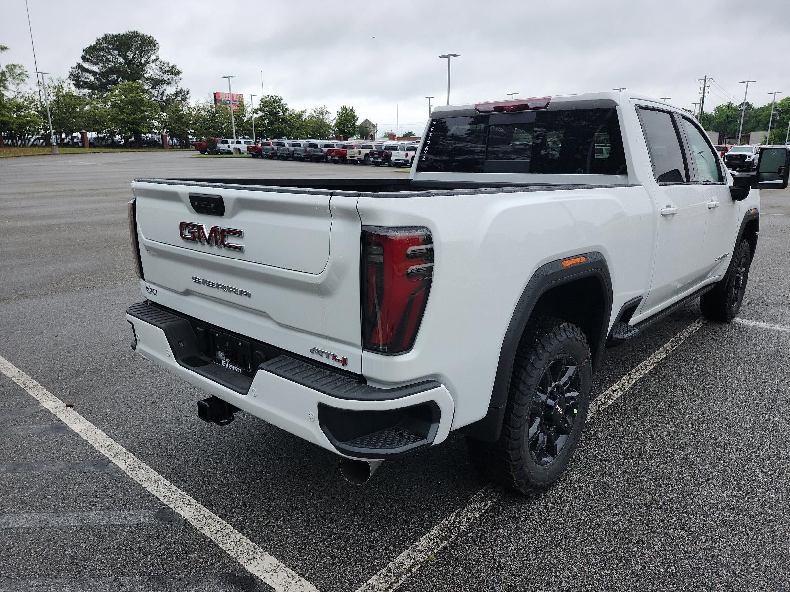 2026 GMC Sierra 2500 HD Crew Cab Standard Box 4-Wheel Drive AT4