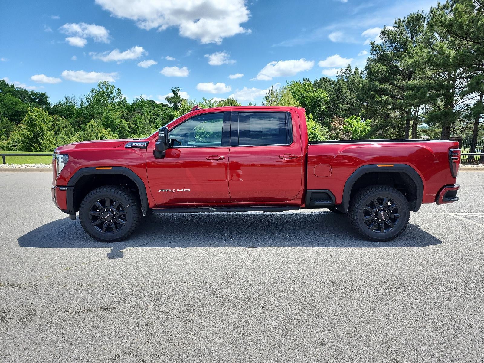 2026 GMC Sierra 2500 HD Crew Cab Standard Box 4-Wheel Drive AT4
