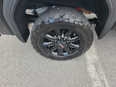 2025 GMC Sierra 2500 HD AT4