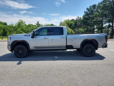 2026 GMC Sierra 2500 HD Crew Cab Long Box 4-Wheel Drive AT4