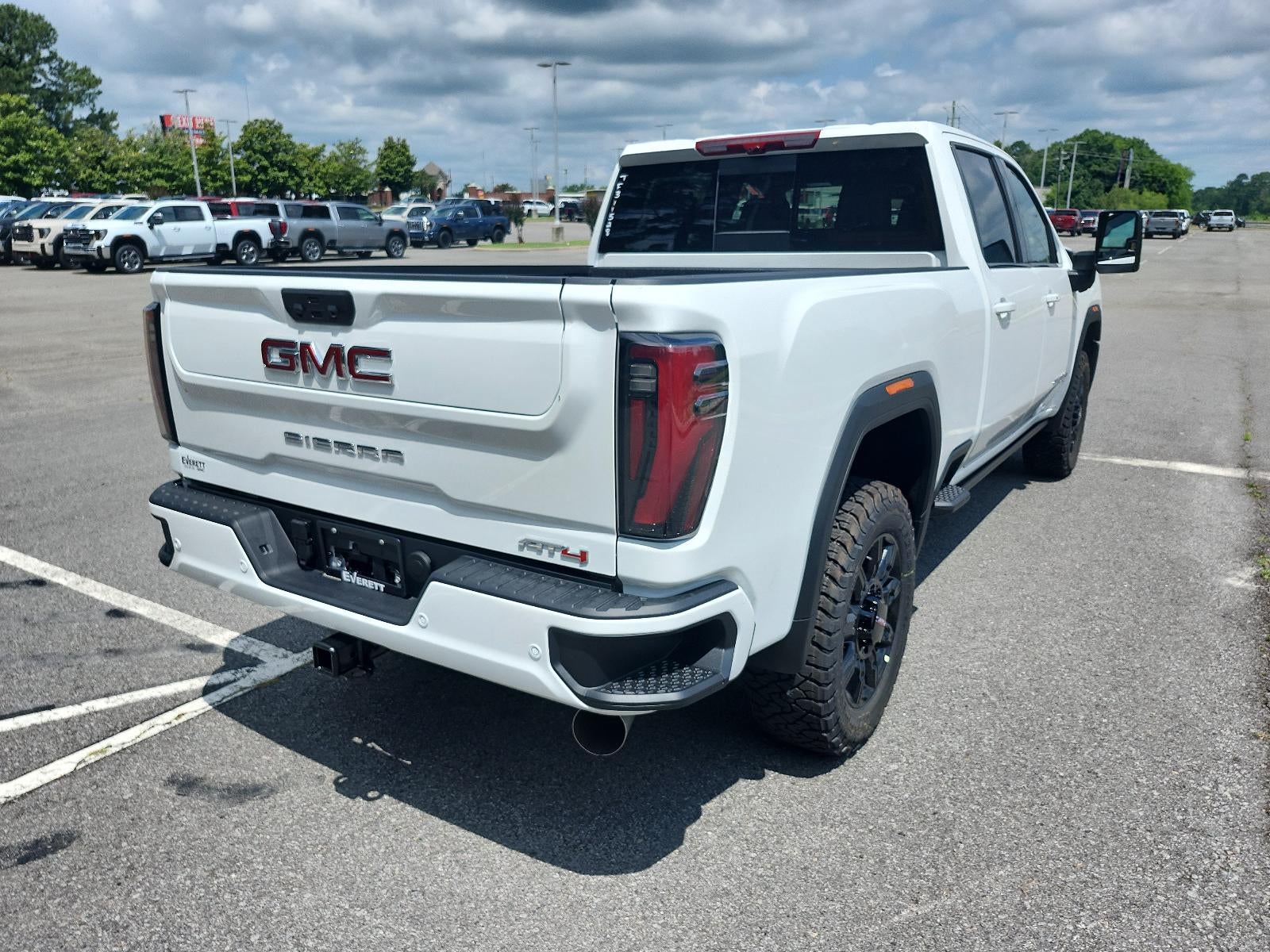 2026 GMC Sierra 2500 HD Crew Cab Standard Box 4-Wheel Drive AT4