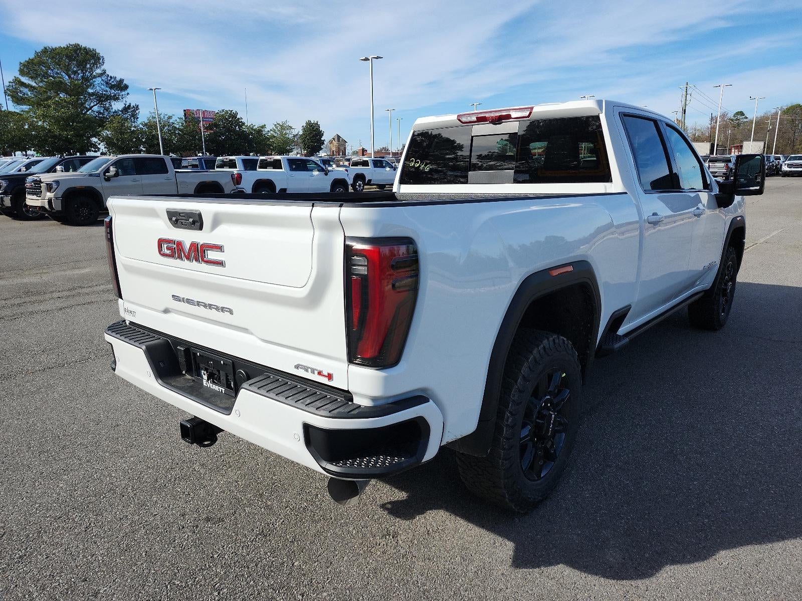 2026 GMC Sierra 2500 HD Crew Cab Standard Box 4-Wheel Drive AT4