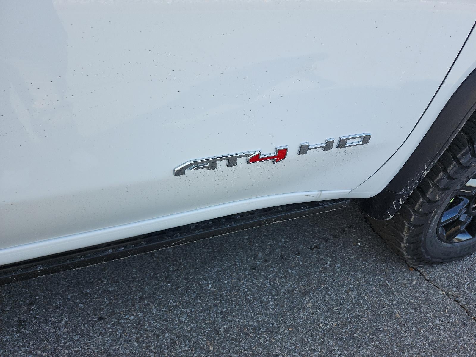 2026 GMC Sierra 2500 HD Crew Cab Standard Box 4-Wheel Drive AT4