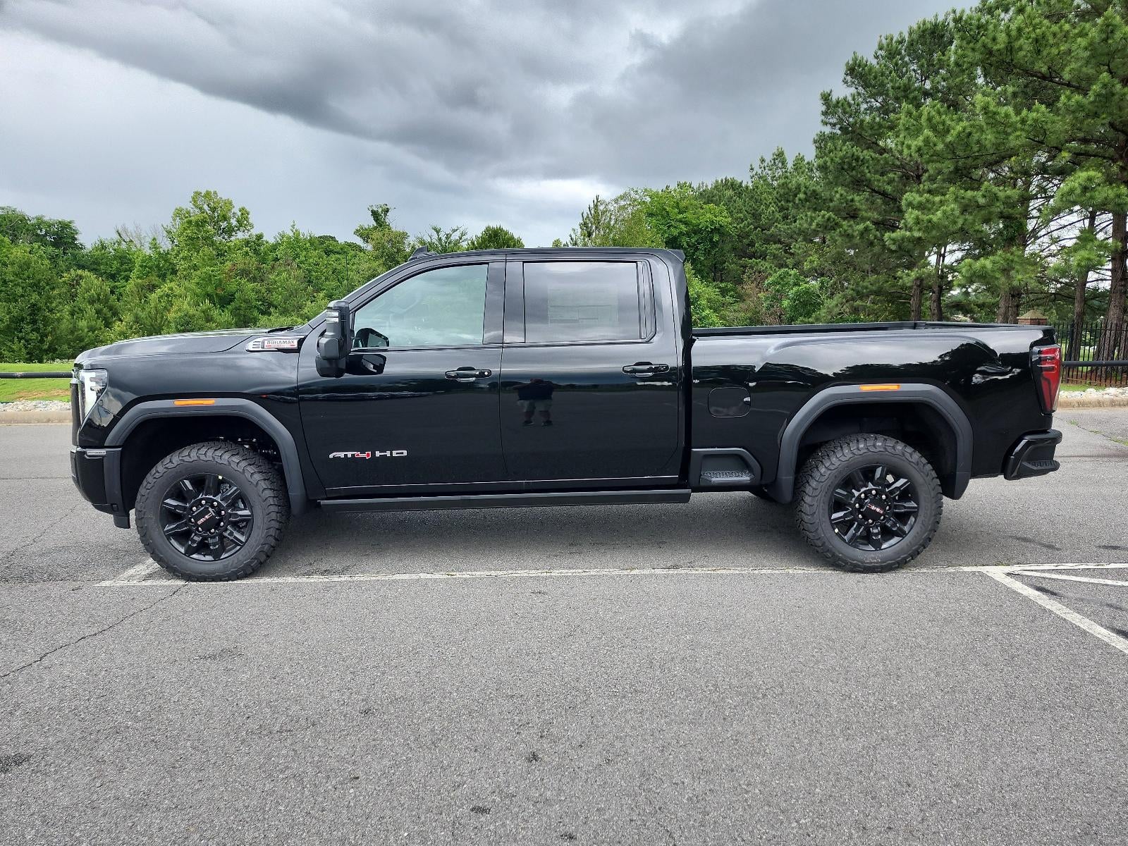 2026 GMC Sierra 2500 HD Crew Cab Standard Box 4-Wheel Drive AT4
