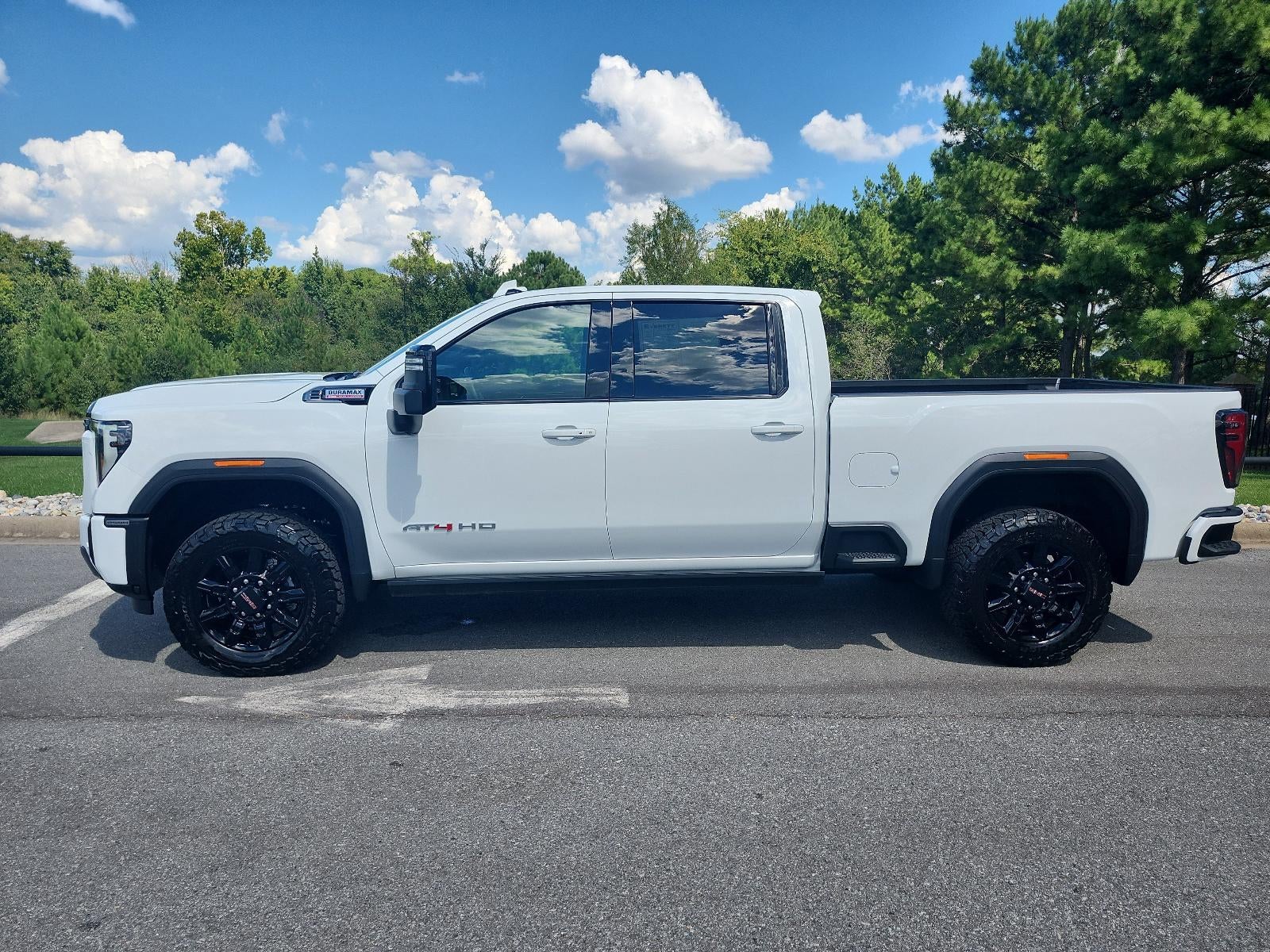 2025 GMC Sierra 2500 HD AT4