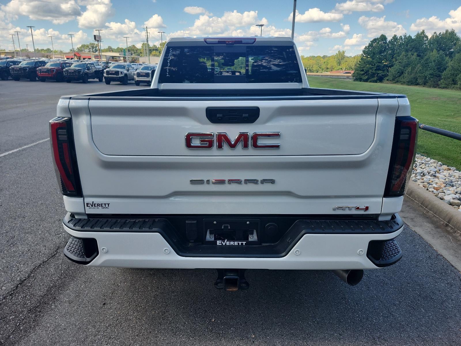 2025 GMC Sierra 2500 HD AT4