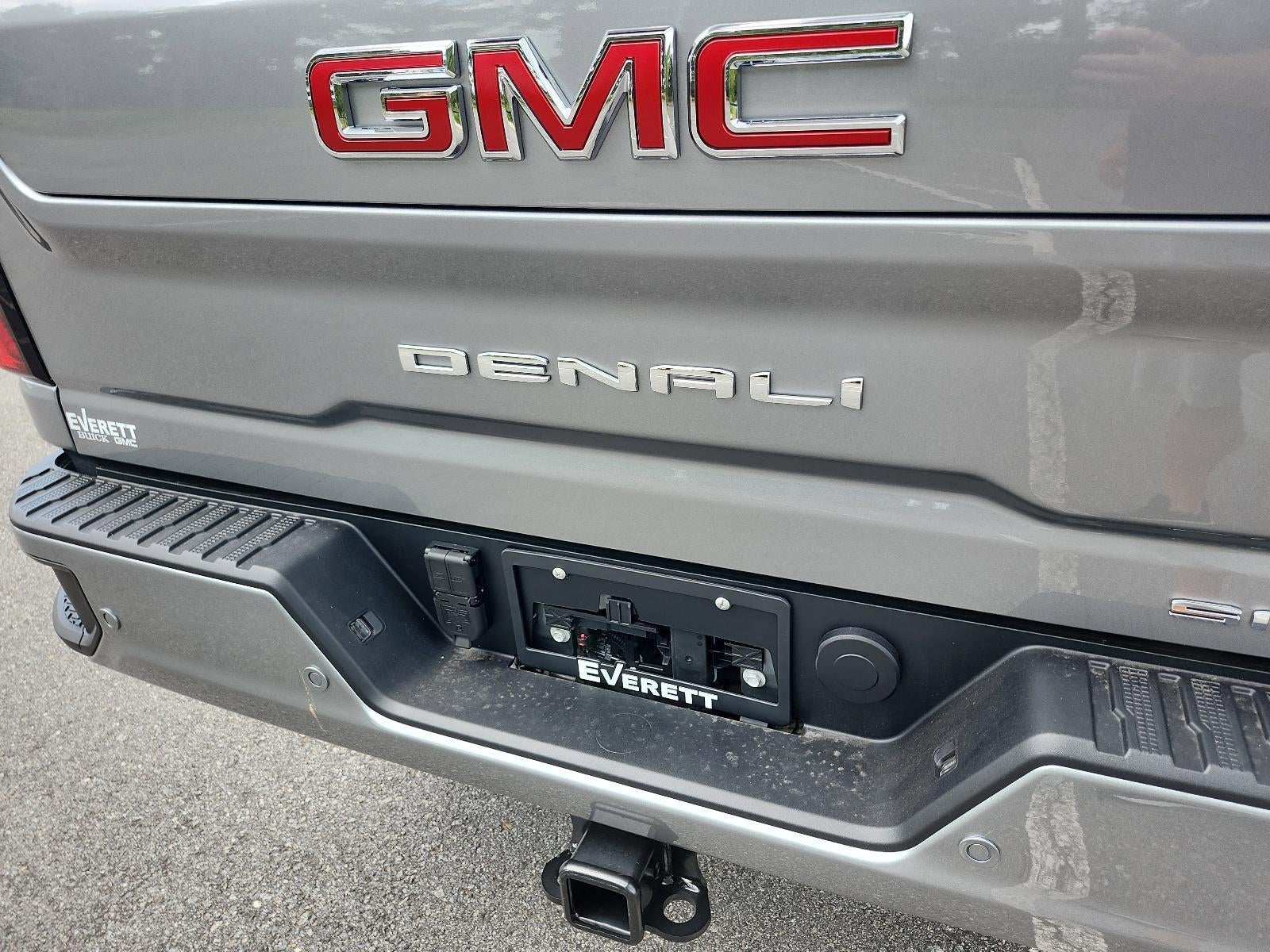 2025 GMC Sierra 2500 HD Crew Cab Standard Box 4-Wheel Drive Denali