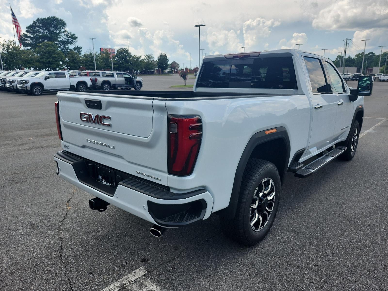 2026 GMC Sierra 2500 HD Crew Cab Standard Box 4-Wheel Drive Denali