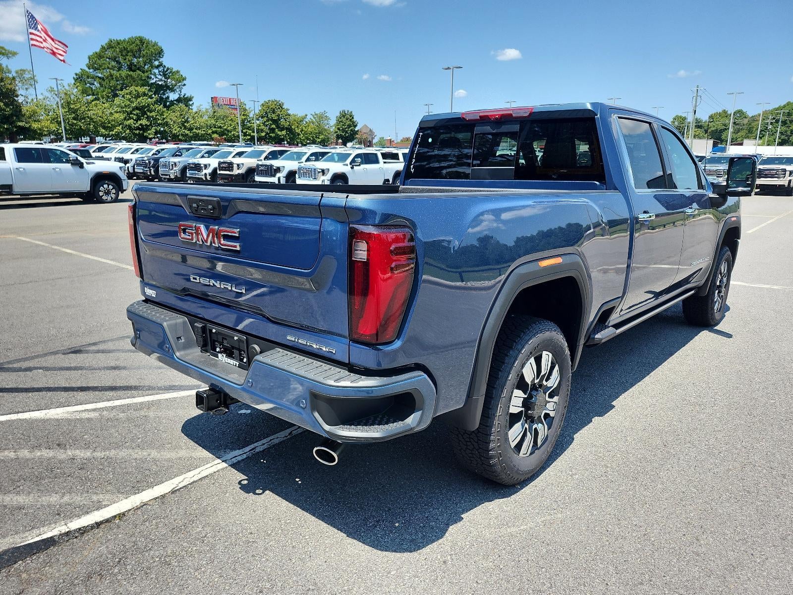 2026 GMC Sierra 2500 HD Crew Cab Standard Box 4-Wheel Drive Denali