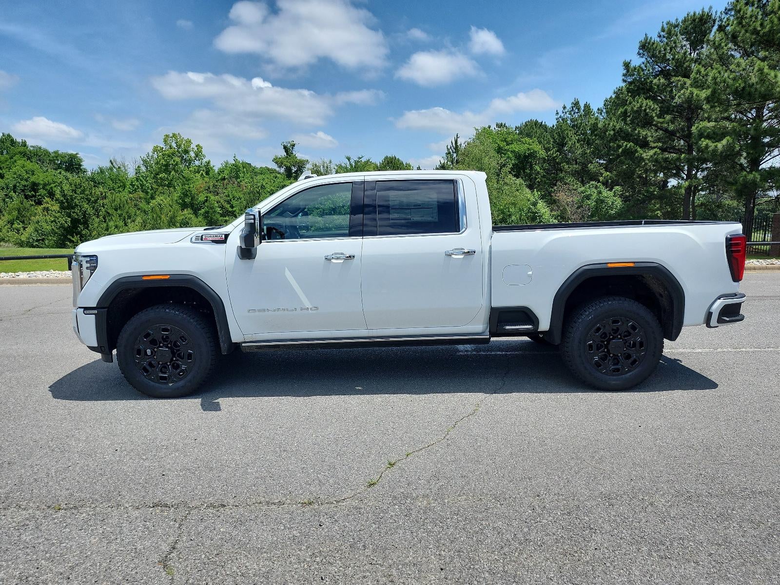 2026 GMC Sierra 2500 HD Crew Cab Standard Box 4-Wheel Drive Denali