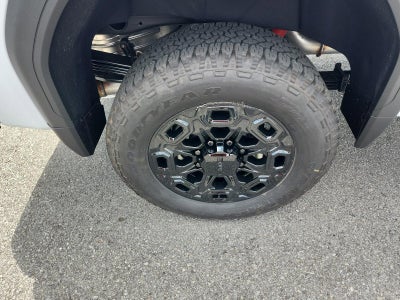 2026 GMC Sierra 2500 HD Crew Cab Standard Box 4-Wheel Drive Denali