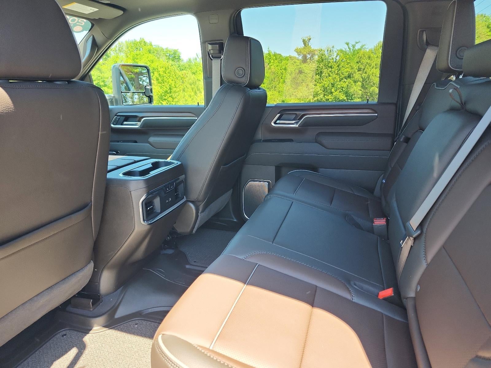 2025 GMC Sierra 2500 HD Denali