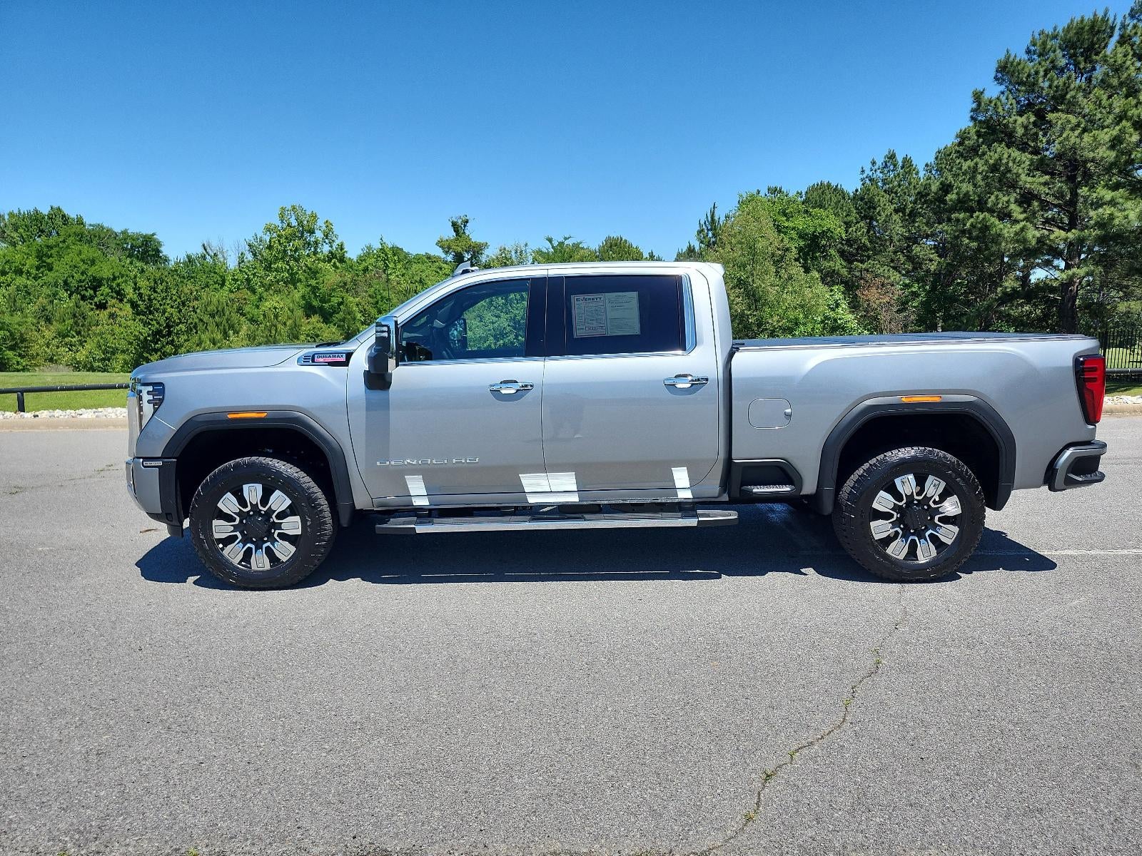 2025 GMC Sierra 2500 HD Denali