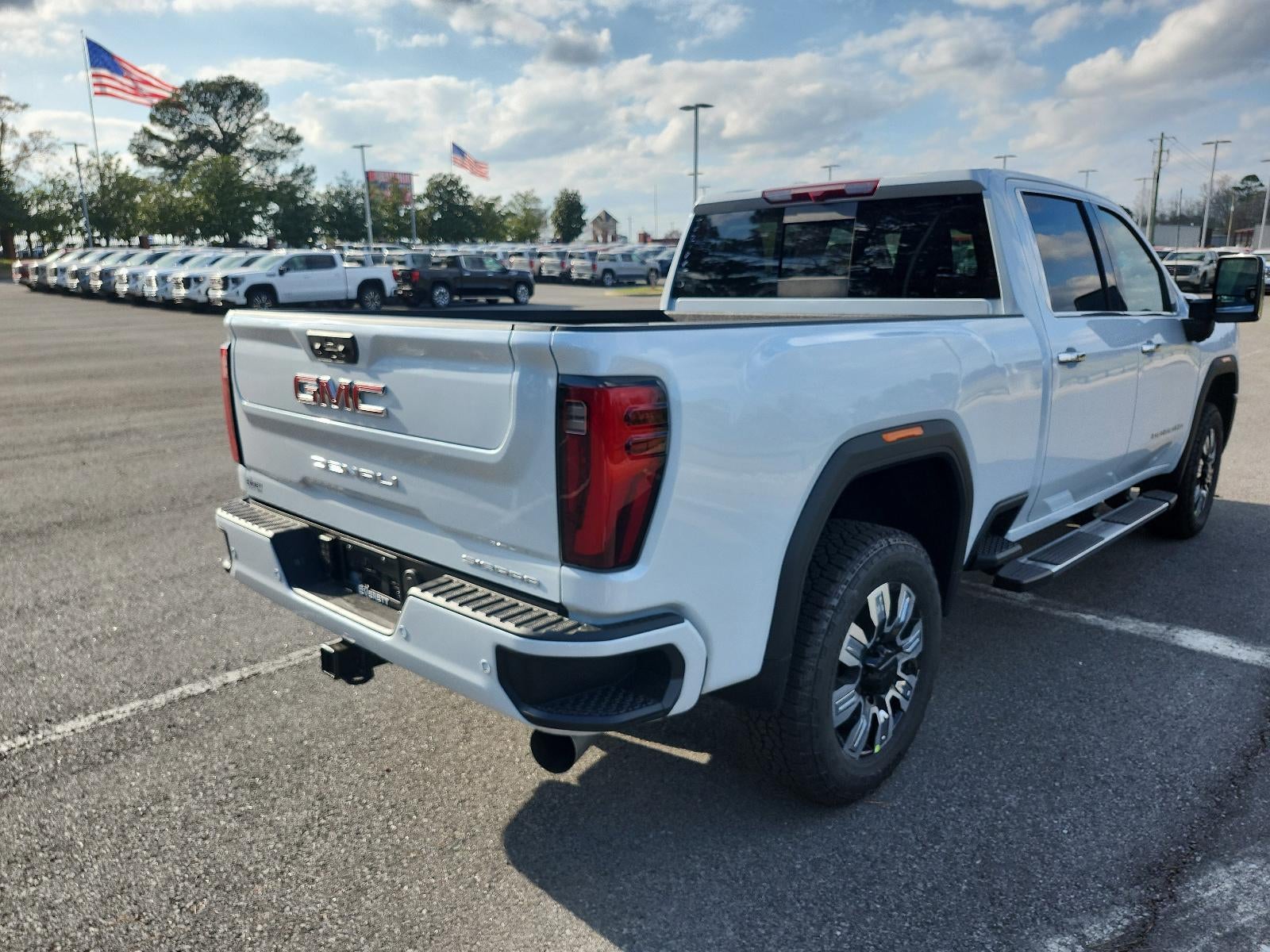 2026 GMC Sierra 2500 HD Crew Cab Standard Box 4-Wheel Drive Denali
