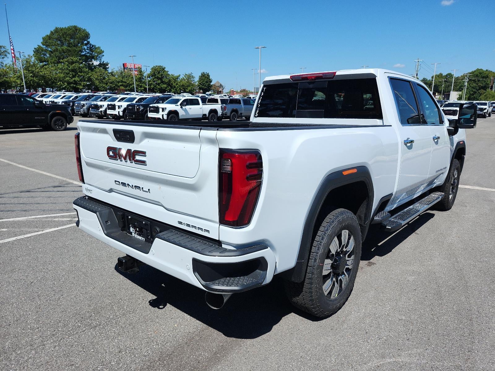 2026 GMC Sierra 2500 HD Crew Cab Standard Box 4-Wheel Drive Denali