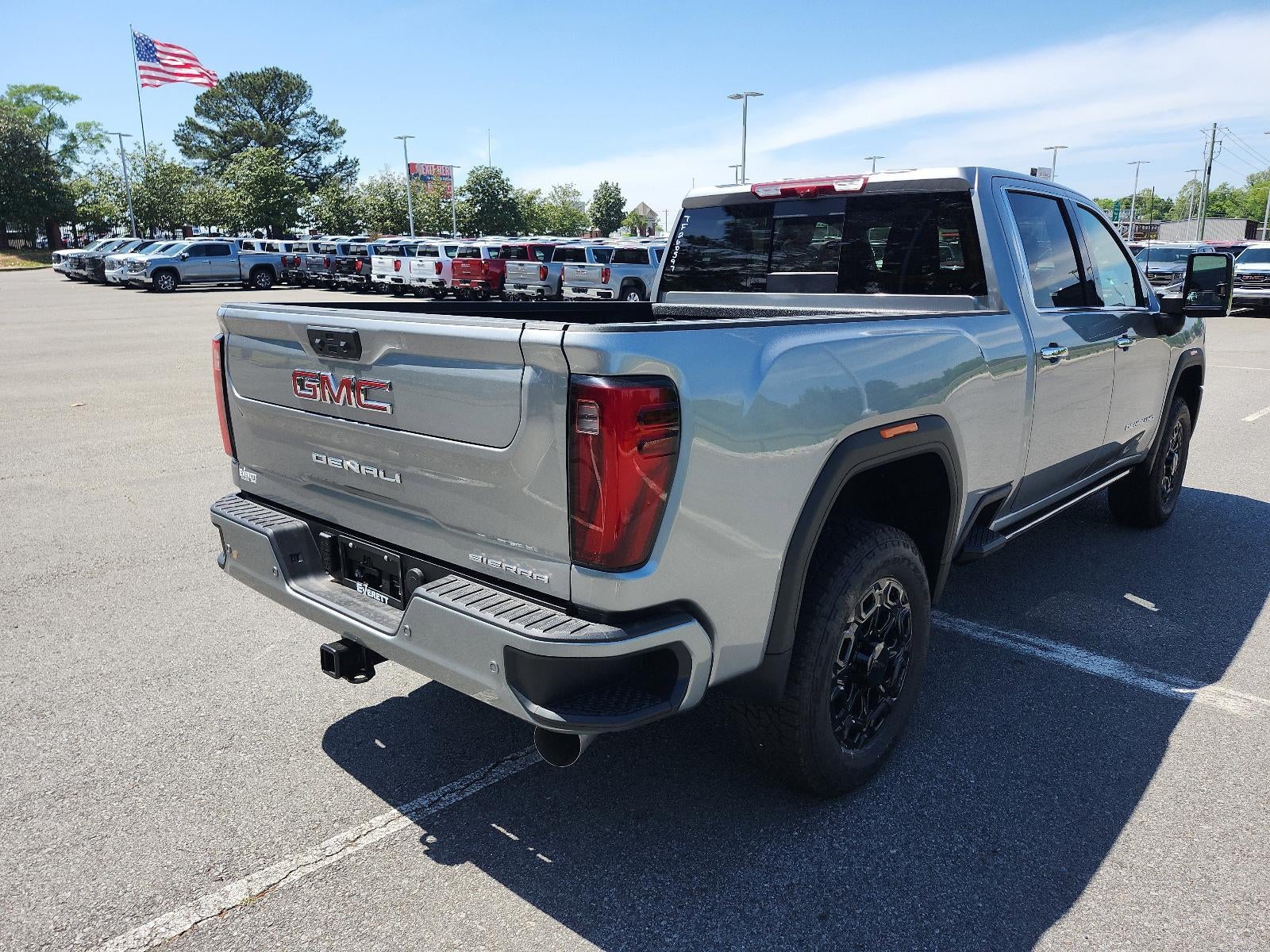 2026 GMC Sierra 2500 HD Crew Cab Standard Box 4-Wheel Drive Denali