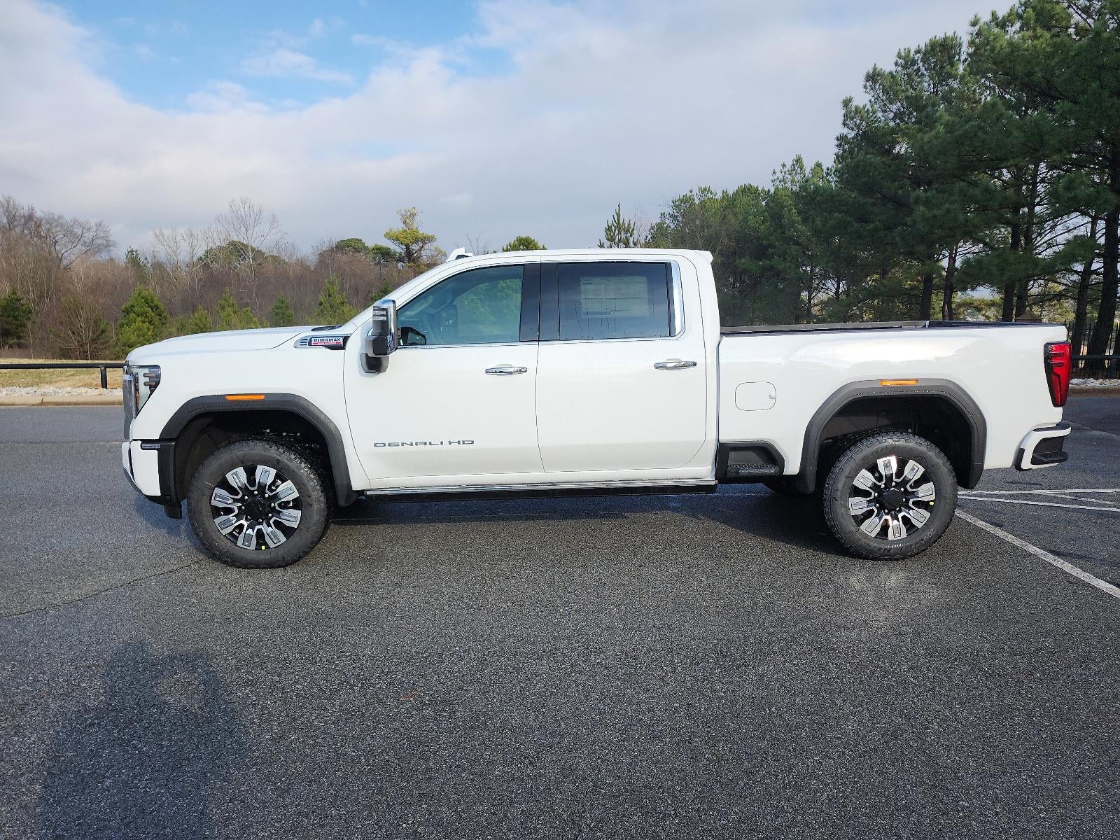 2026 GMC Sierra 2500 HD Crew Cab Standard Box 4-Wheel Drive Denali