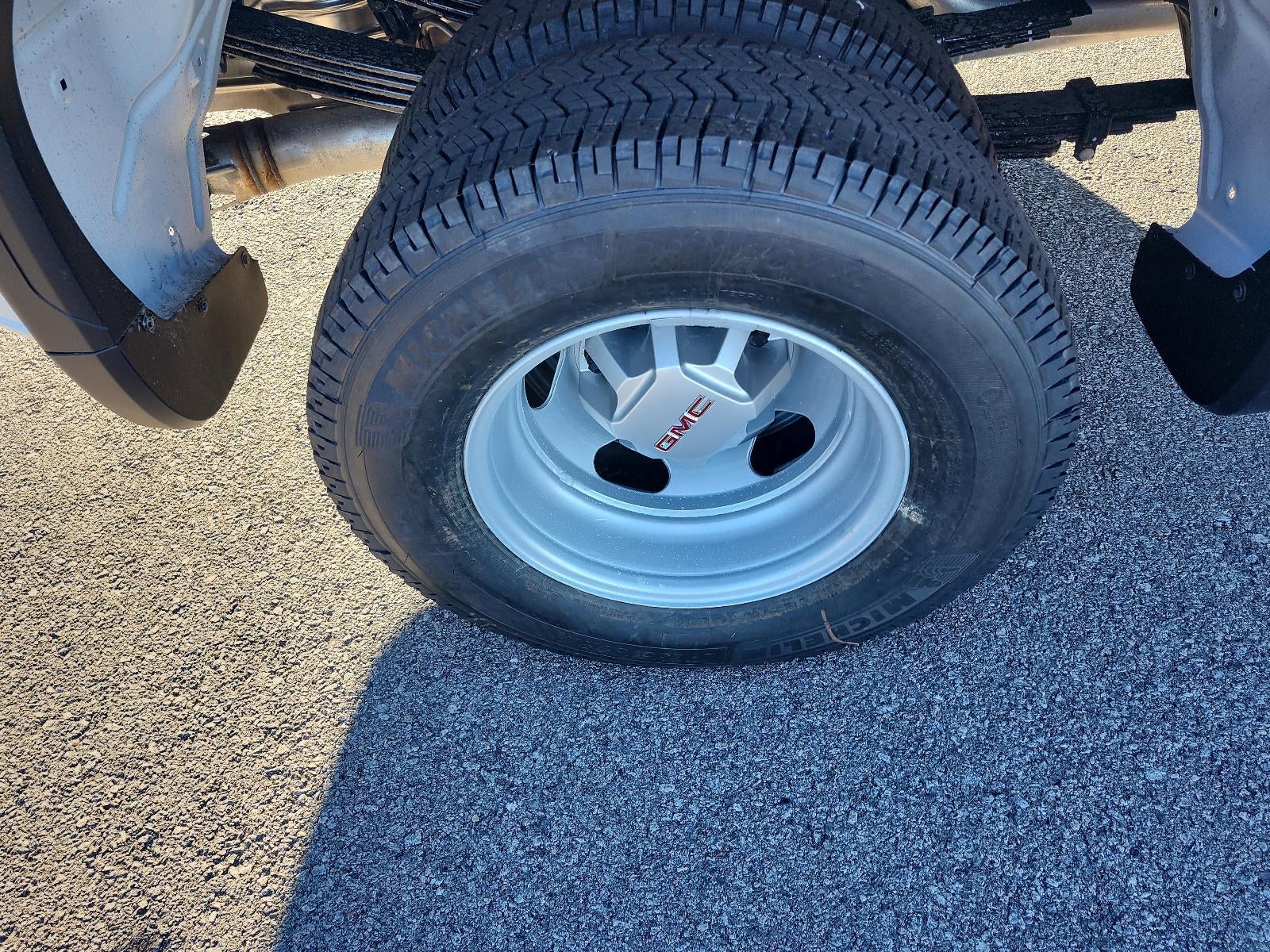 2026 GMC Sierra 3500 HD Crew Cab Long Box 4-Wheel Drive Pro