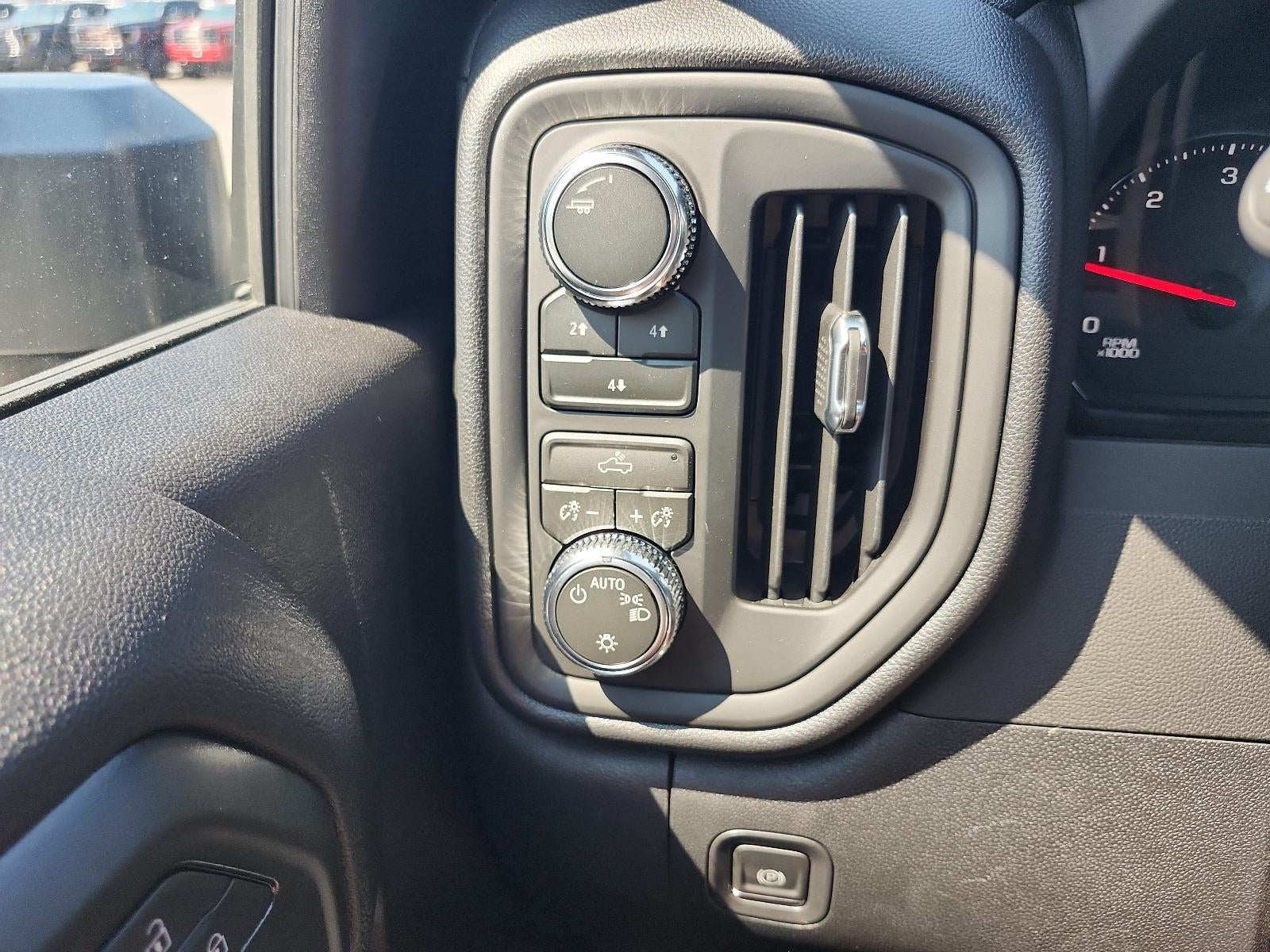 2026 GMC Sierra 3500 HD Crew Cab Long Box 4-Wheel Drive Pro