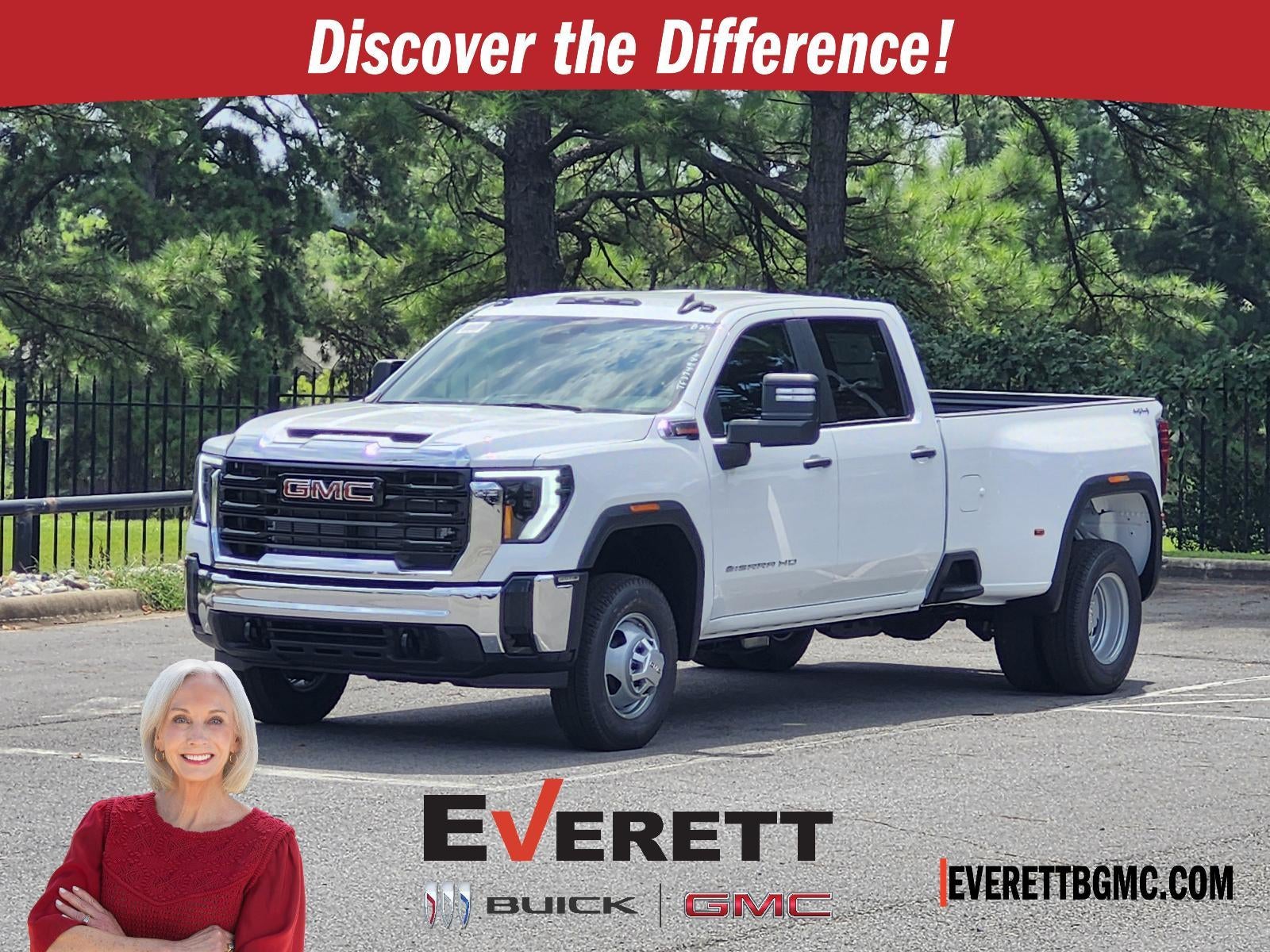 2026 GMC Sierra 3500 HD Crew Cab Long Box 4-Wheel Drive Pro
