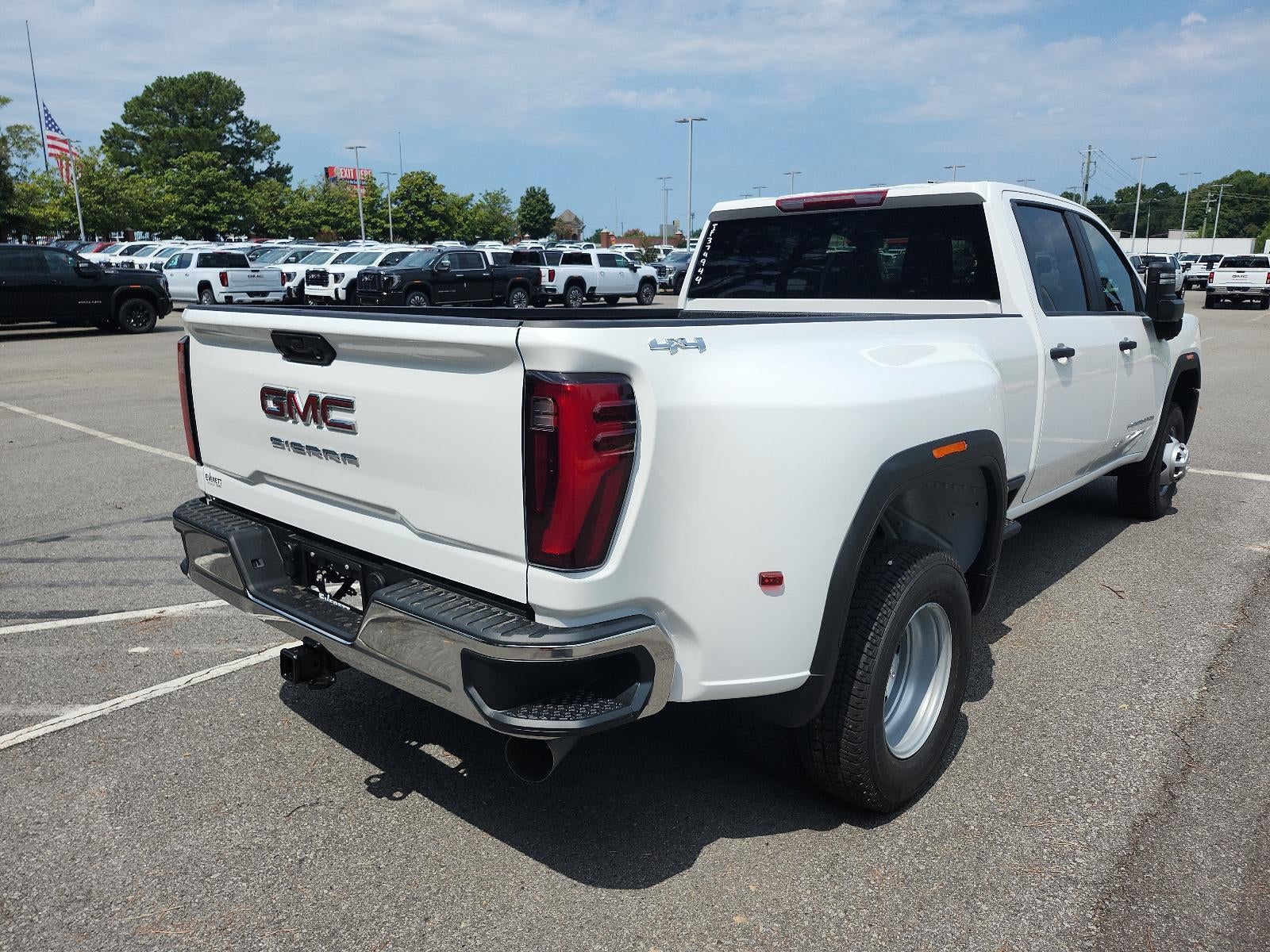 2026 GMC Sierra 3500 HD Crew Cab Long Box 4-Wheel Drive Pro