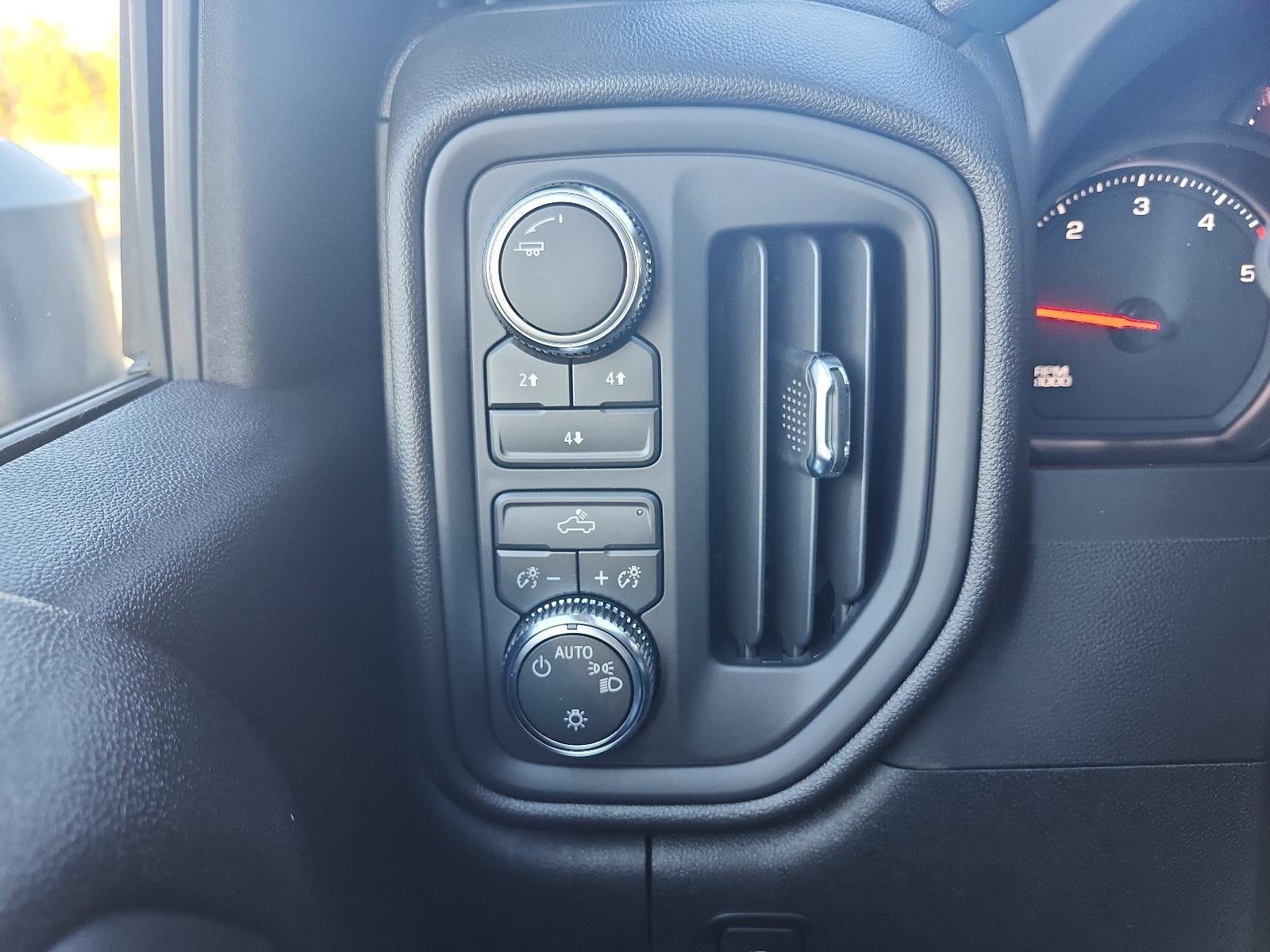 2026 GMC Sierra 3500 HD Crew Cab Long Box 4-Wheel Drive Pro