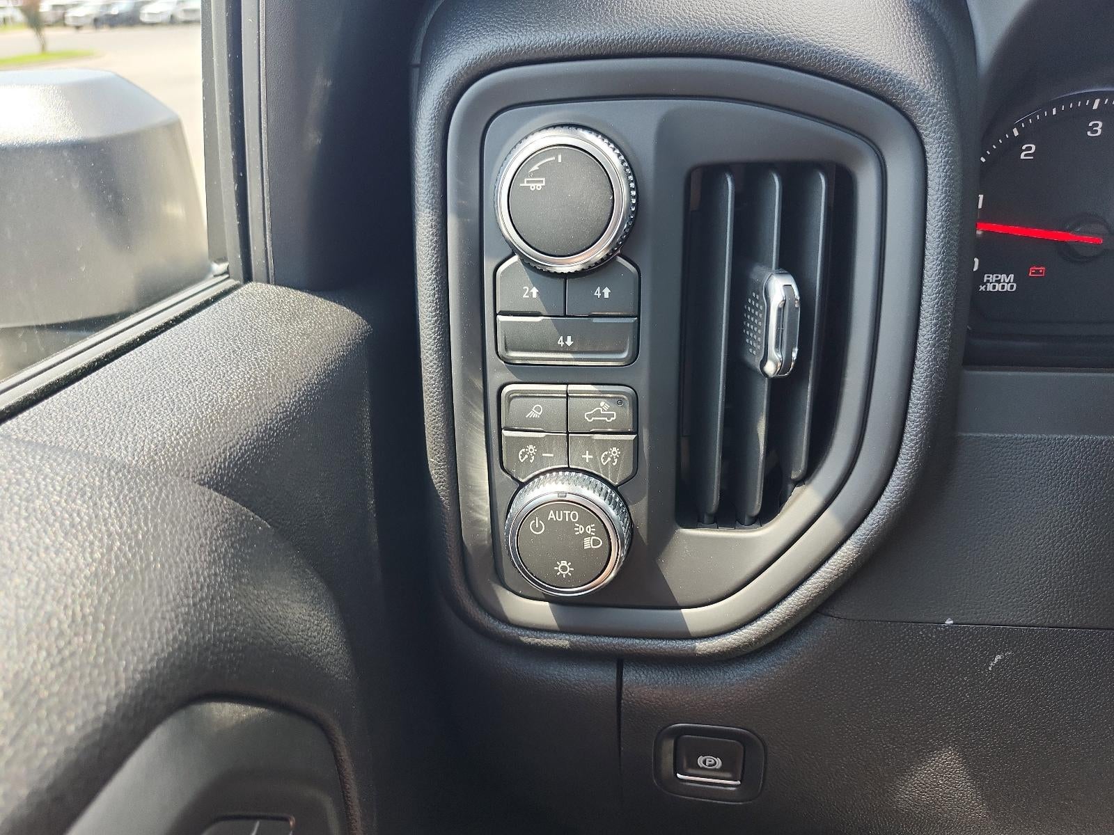 2026 GMC Sierra 3500 HD Crew Cab Long Box 4-Wheel Drive Pro