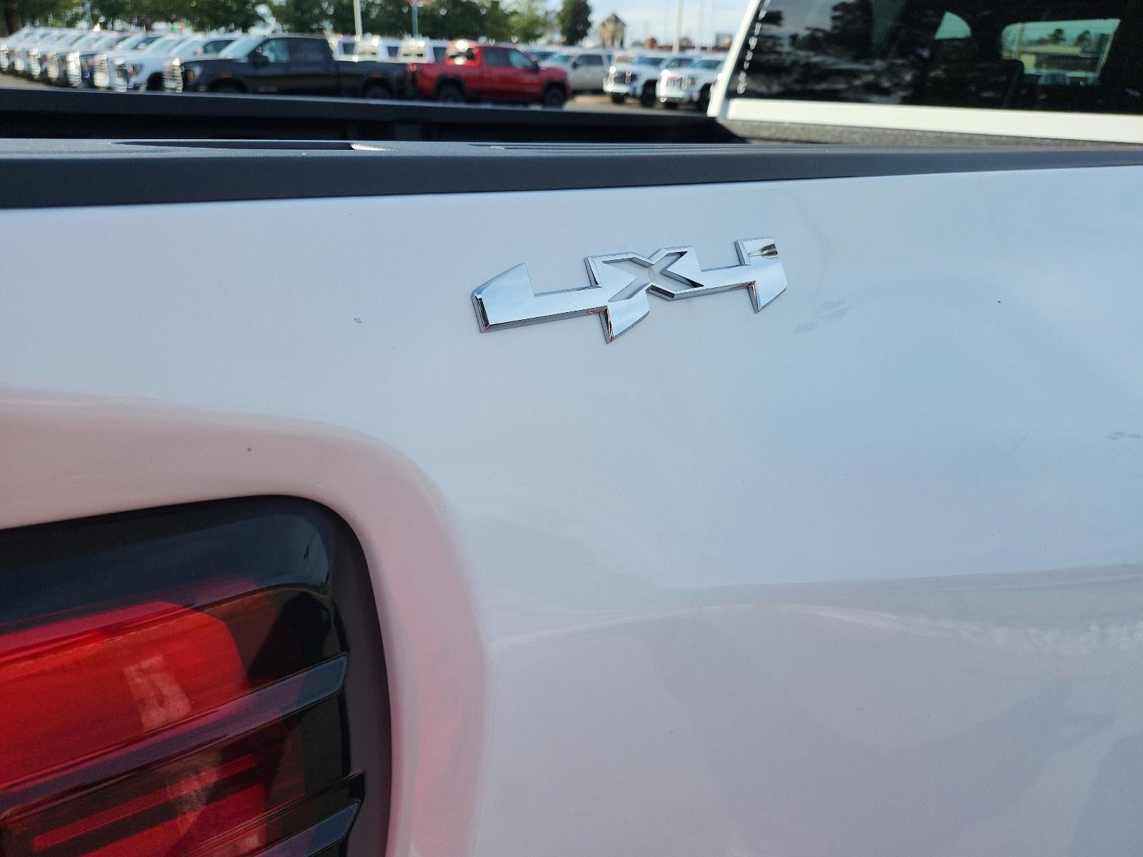 2026 GMC Sierra 3500 HD Crew Cab Long Box 4-Wheel Drive Pro