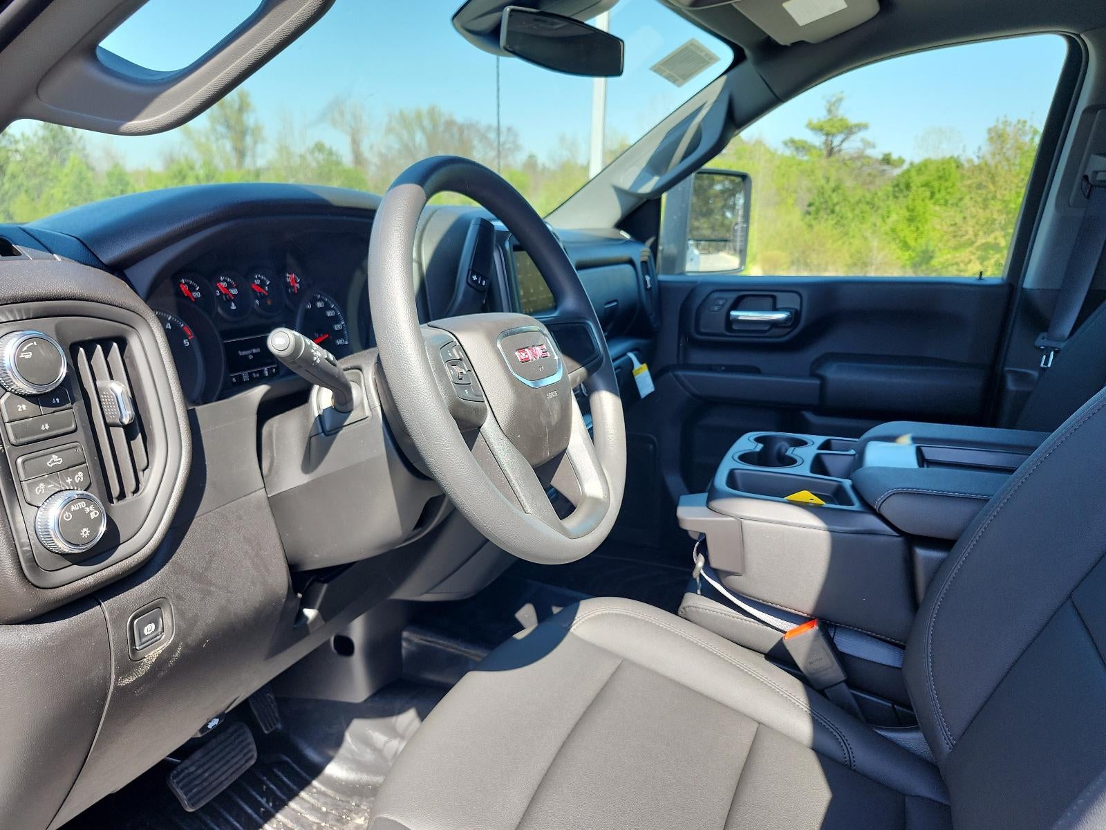 2026 GMC Sierra 3500 HD Crew Cab Long Box 4-Wheel Drive Pro