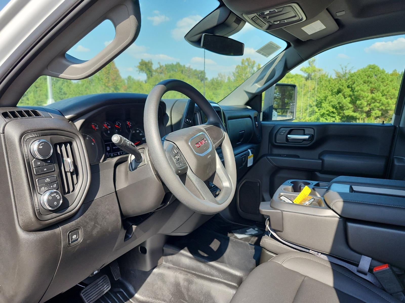 2026 GMC Sierra 3500 HD Crew Cab Long Box 4-Wheel Drive Pro