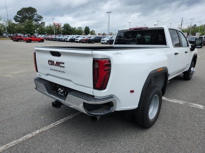 2026 GMC Sierra 3500 HD Crew Cab Long Box 4-Wheel Drive Pro