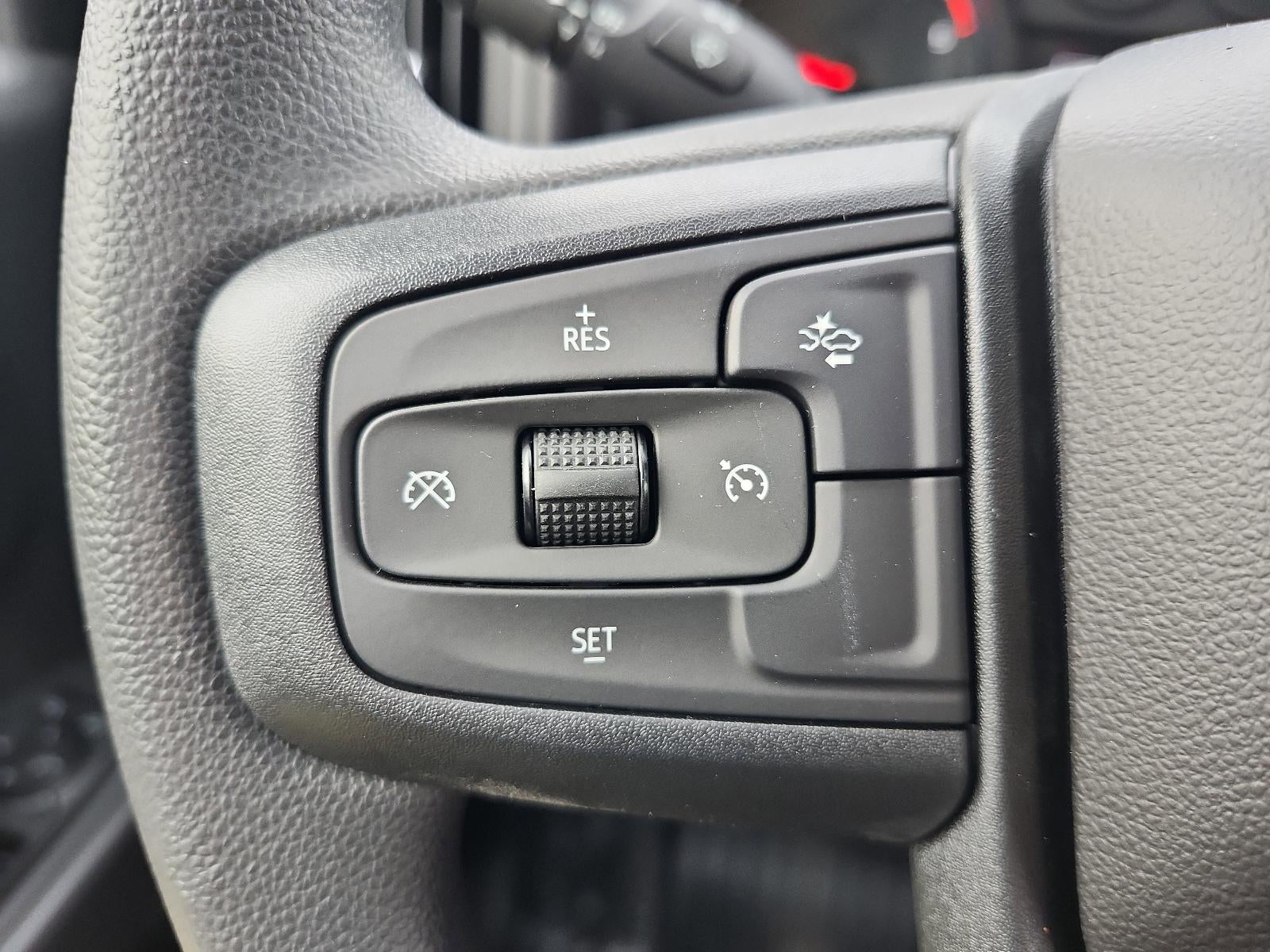 2026 GMC Sierra 3500 HD Crew Cab Long Box 4-Wheel Drive Pro