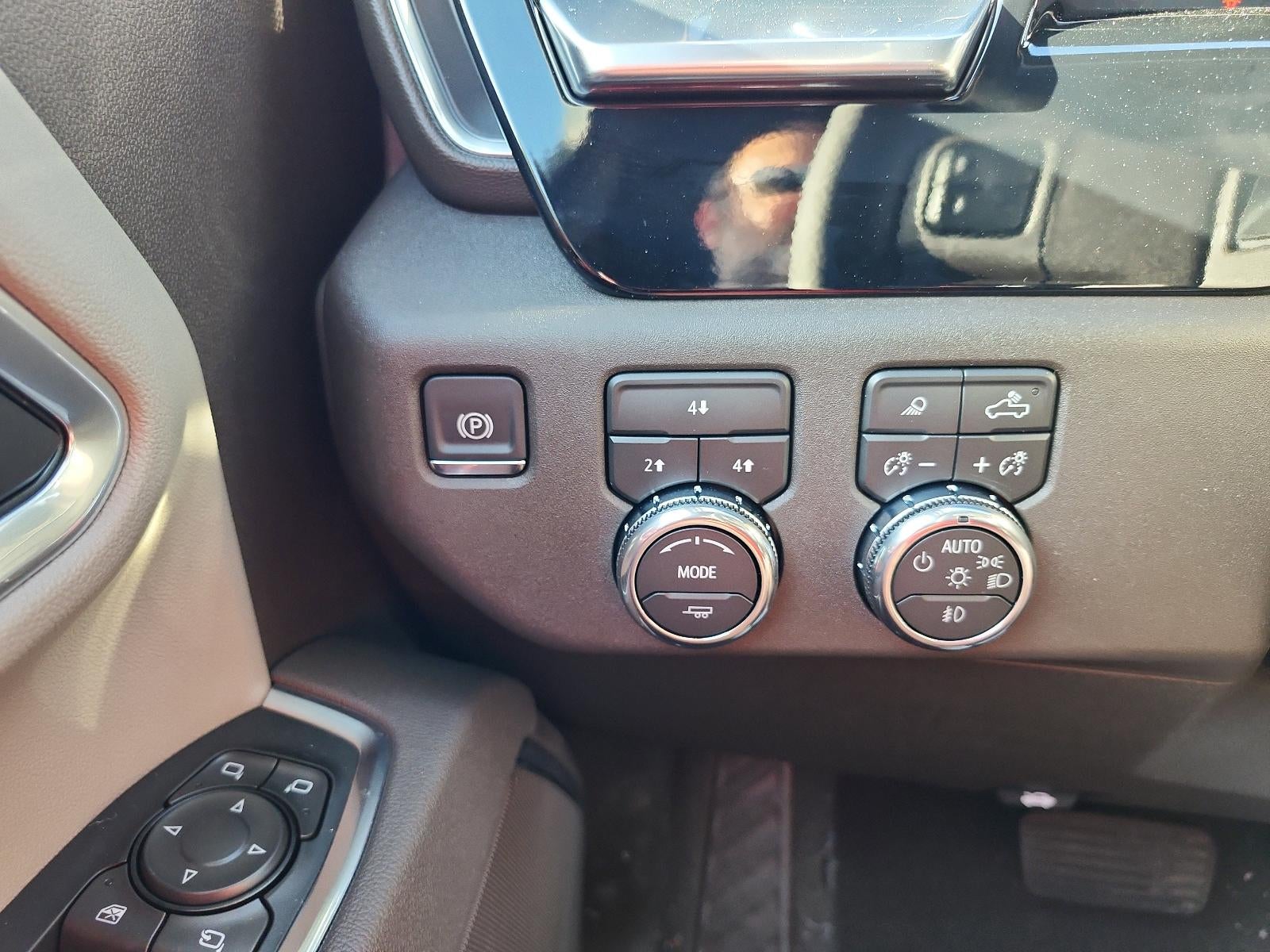 2026 GMC Sierra 3500 HD Crew Cab Long Box 4-Wheel Drive SLE