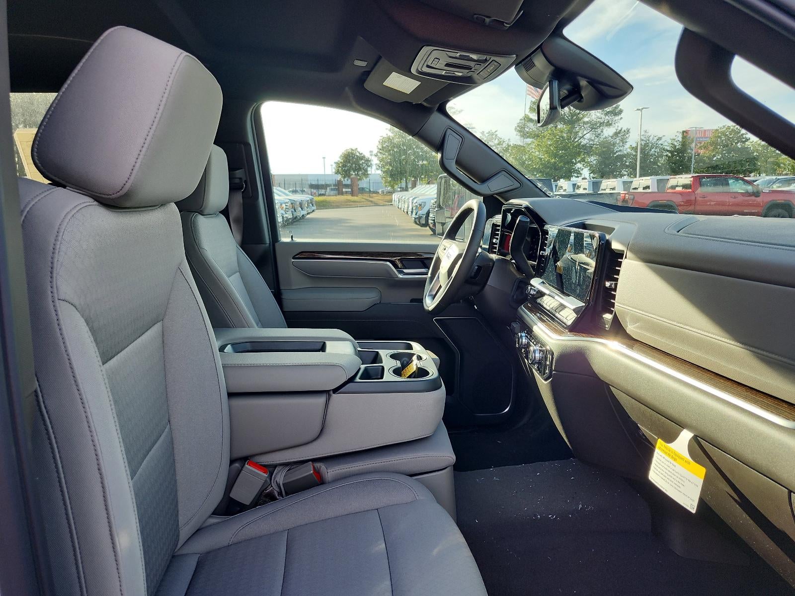 2026 GMC Sierra 3500 HD Crew Cab Long Box 4-Wheel Drive SLE