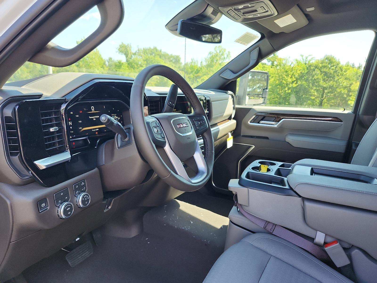 2026 GMC Sierra 3500 HD Crew Cab Long Box 4-Wheel Drive SLE