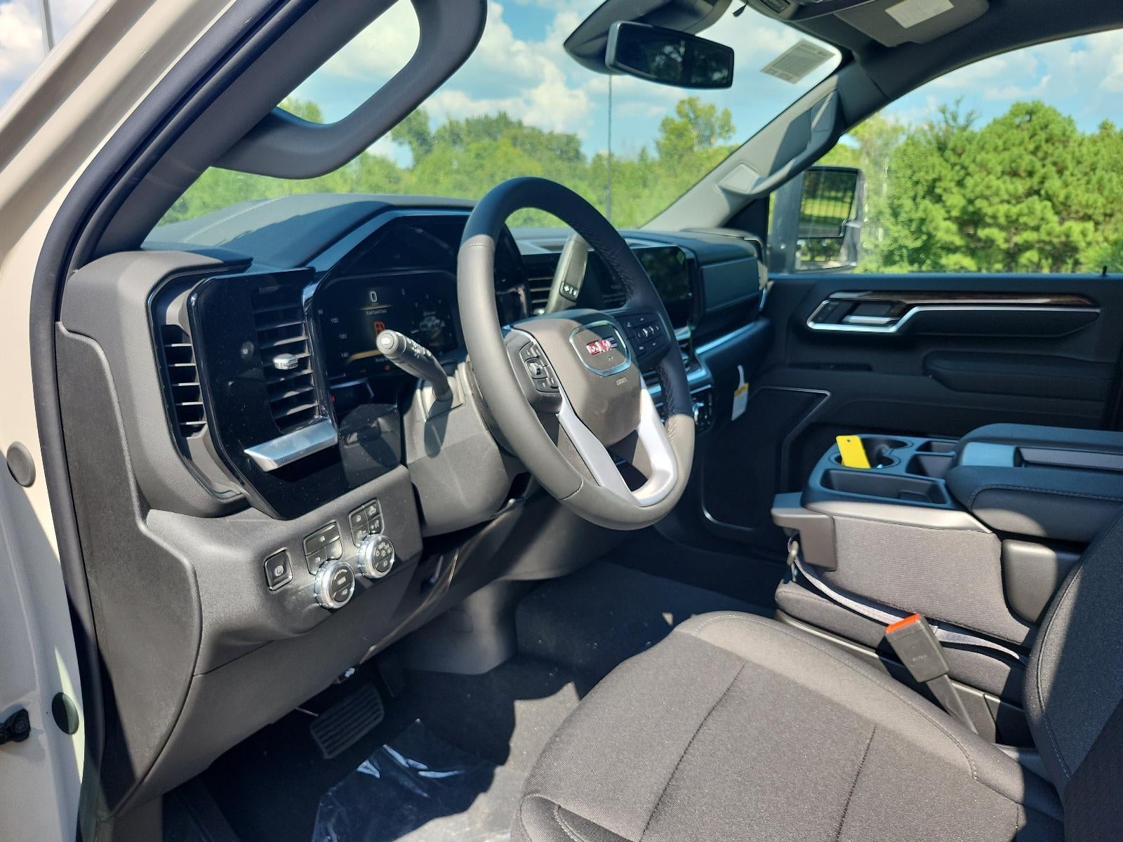 2026 GMC Sierra 3500 HD Crew Cab Long Box 4-Wheel Drive SLE