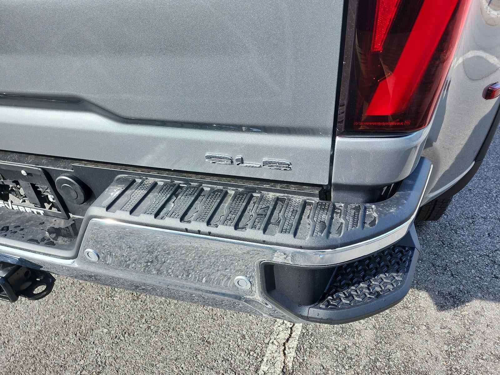 2026 GMC Sierra 3500 HD Crew Cab Long Box 4-Wheel Drive SLE