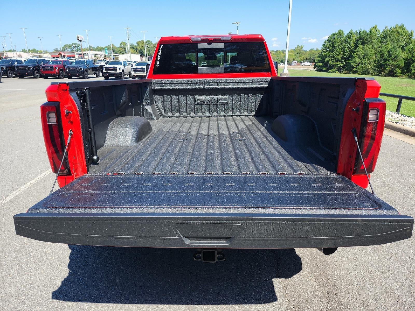 2026 GMC Sierra 3500 HD Crew Cab Long Box 4-Wheel Drive SLE