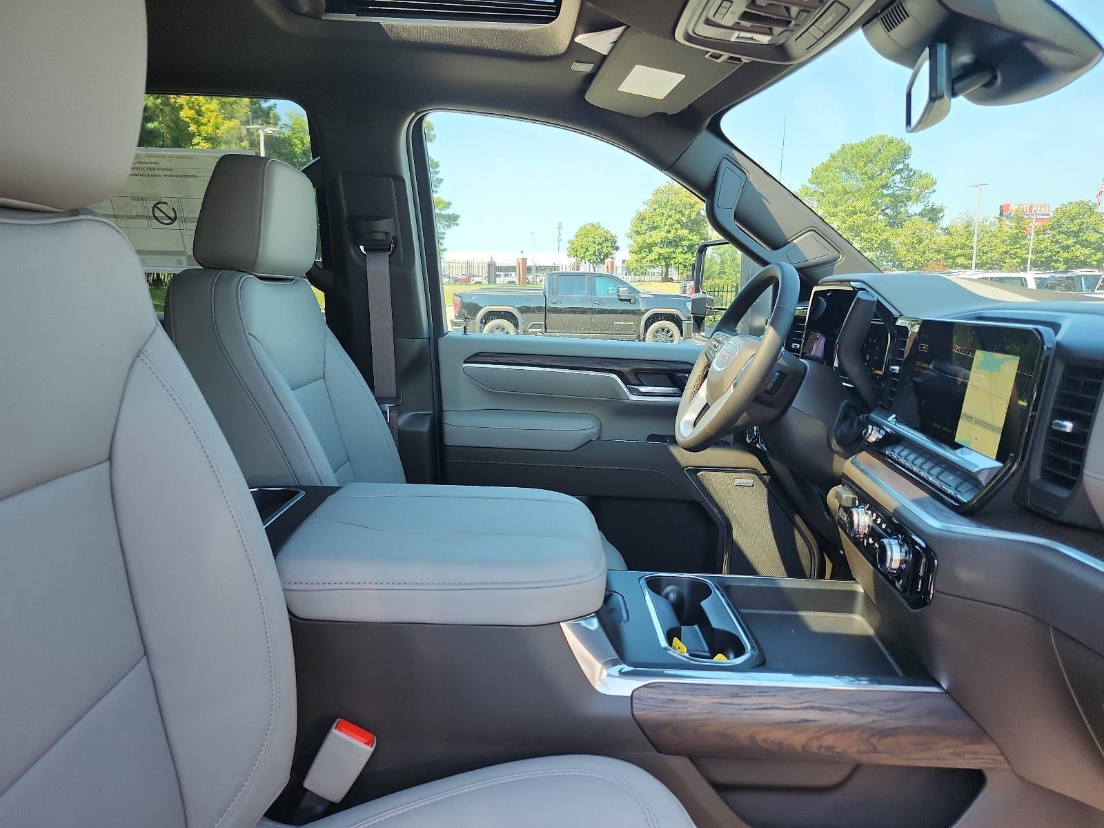 2026 GMC Sierra 3500 HD Crew Cab Long Box 4-Wheel Drive SLT